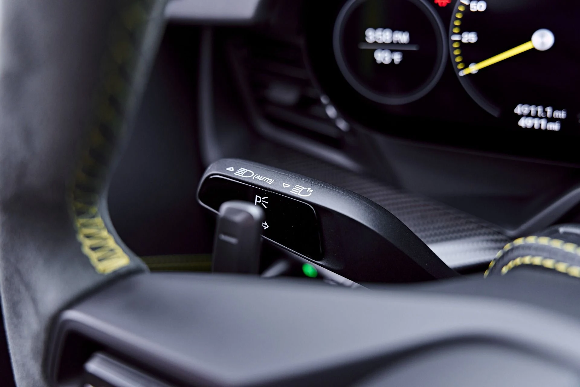mph073_2171412287_Used_2025_Porsche_911_GT_3_RS_1781833759_5469245706