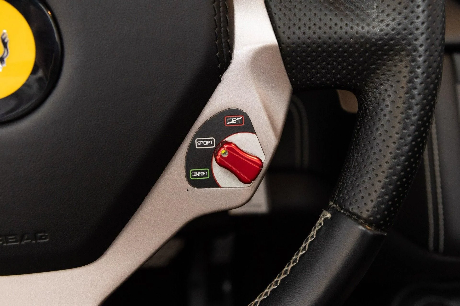 mph073_2181674497_Used_2010_Ferrari_California_1777368031_1c6480b68f