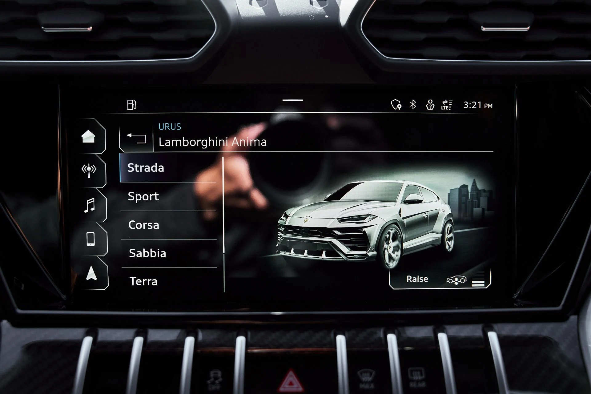 mph073_2216399690_Used_2022_Lamborghini_Urus_1778204509_ca740ad814