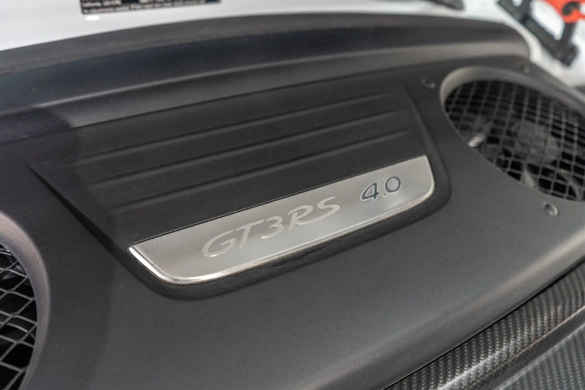 mph073_2286295254_c9a0d47edf_1280_af575d3c7d