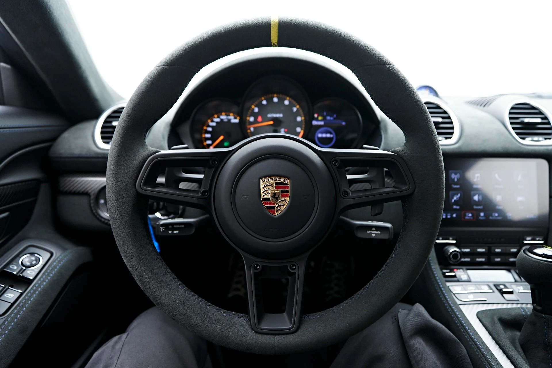 mph073_2348299623_Used_2024_Porsche_718_Cayman_GT_4_RS_1757637925_973b3e7710
