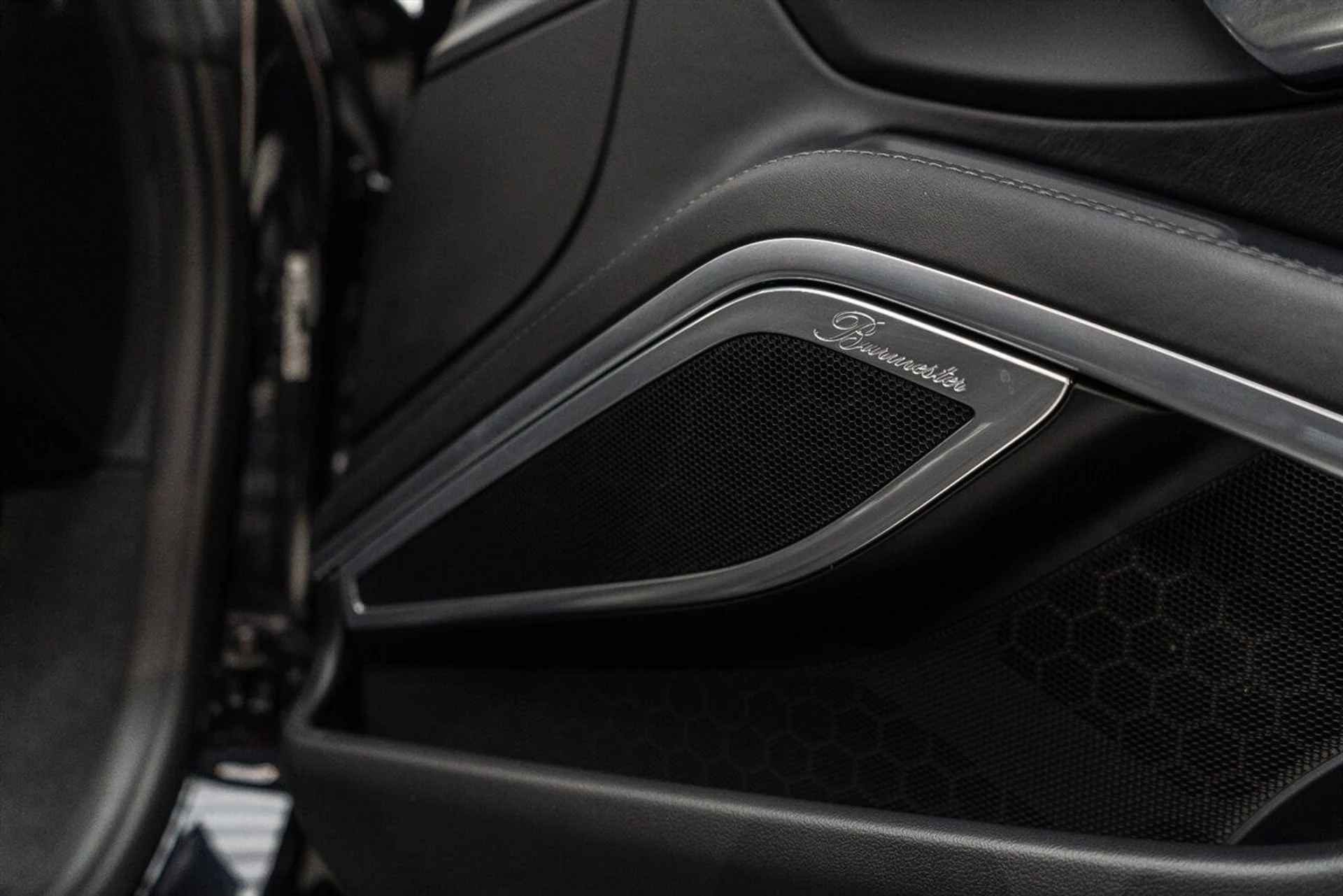 mph073_2417798035_a8343175e6_1280_567ae930af