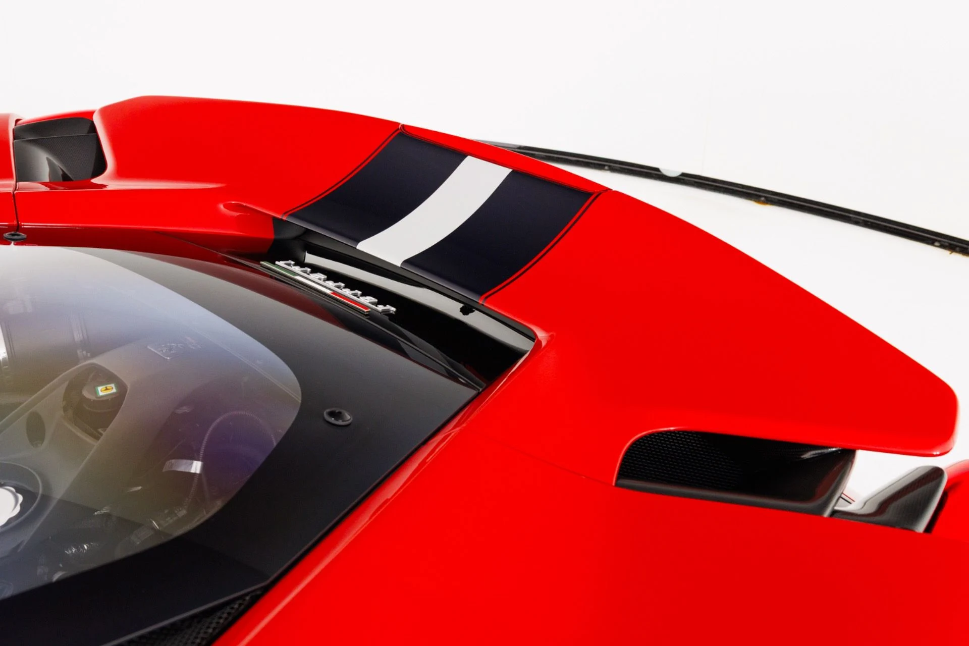 mph073_243153806_Used_2020_Ferrari_488_Pista_1775511020_1dd6834a2b