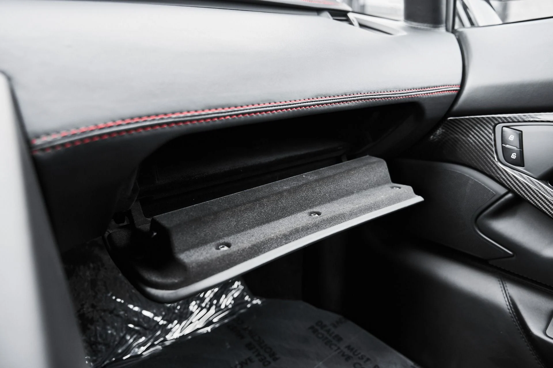 mph073_2491611656_Used_2018_Lamborghini_Aventador_S_Base_1775006964_a00f22eca6