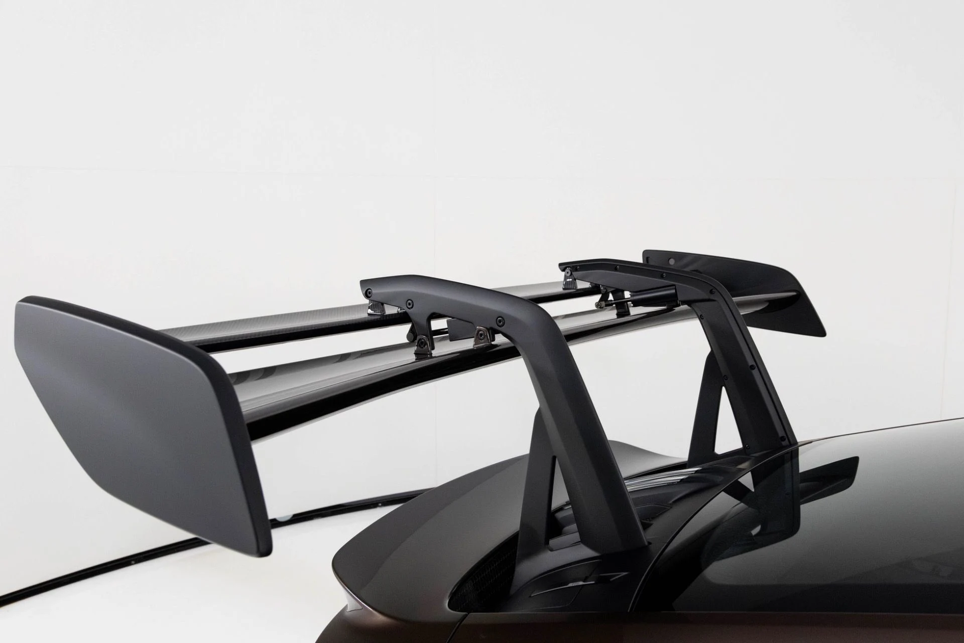 mph073_2502968073_Used_2025_Porsche_911_GT_3_RS_1764185272_09fb71a7fc