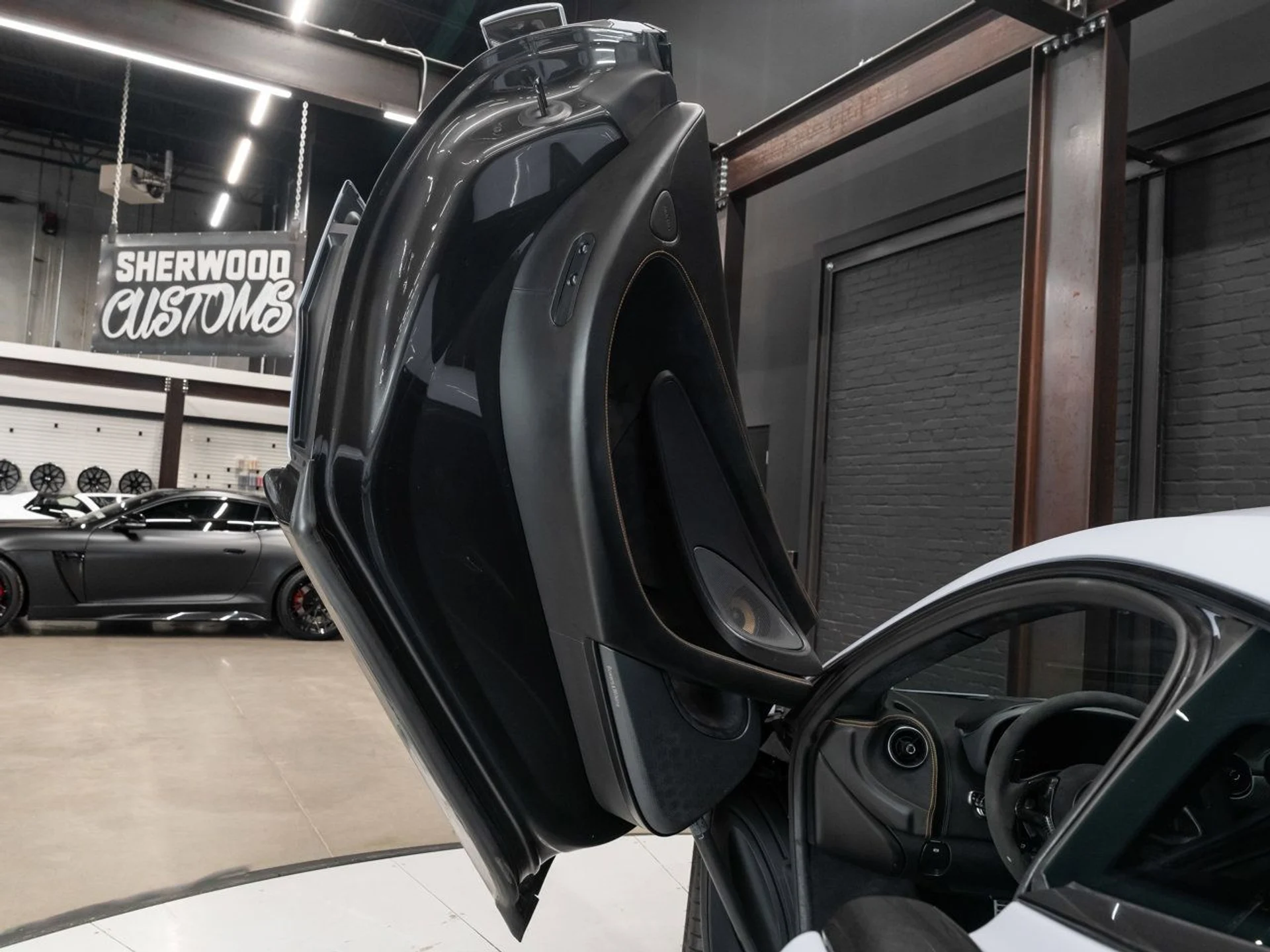 mph073_2527126419_mclaren_570s_2017_ad748470d5