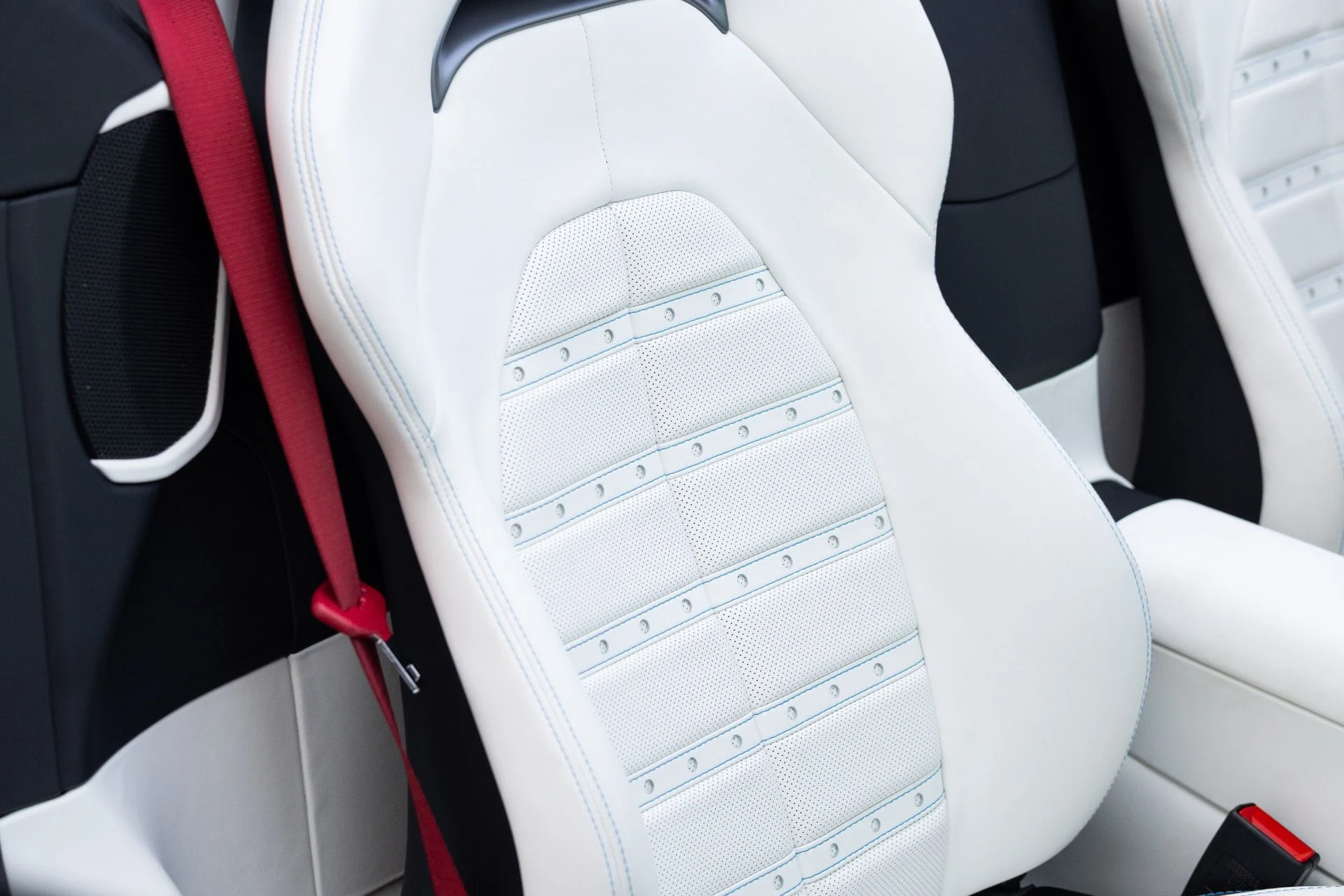 mph073_2617571534_Used_2024_Ferrari_SF_90_Spider_1774456740_2bdd9bdd35