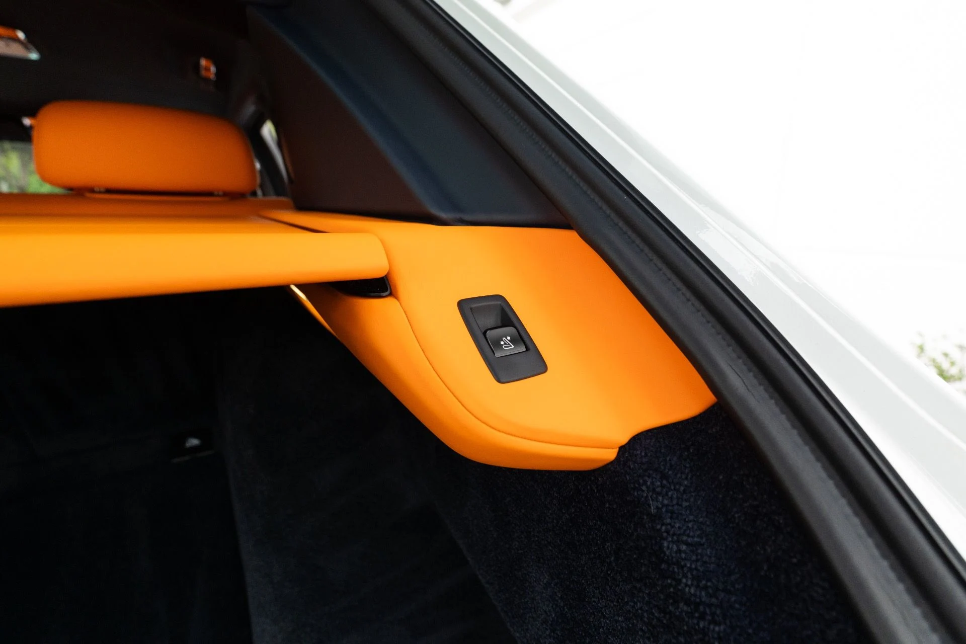 mph073_262837820_Used_2023_Rolls_Royce_Cullinan_1766776442_78188128c0