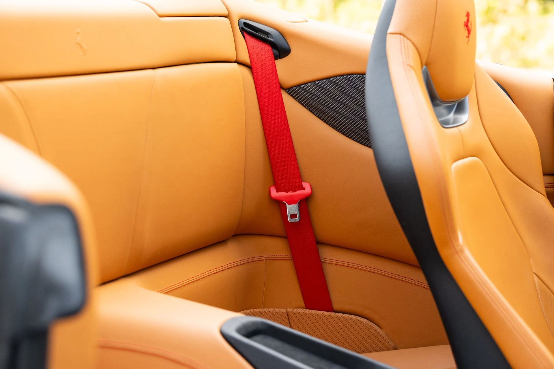 mph073_2655383858_Used_2023_Ferrari_Portofino_M_1770869852_eb3de38d2f