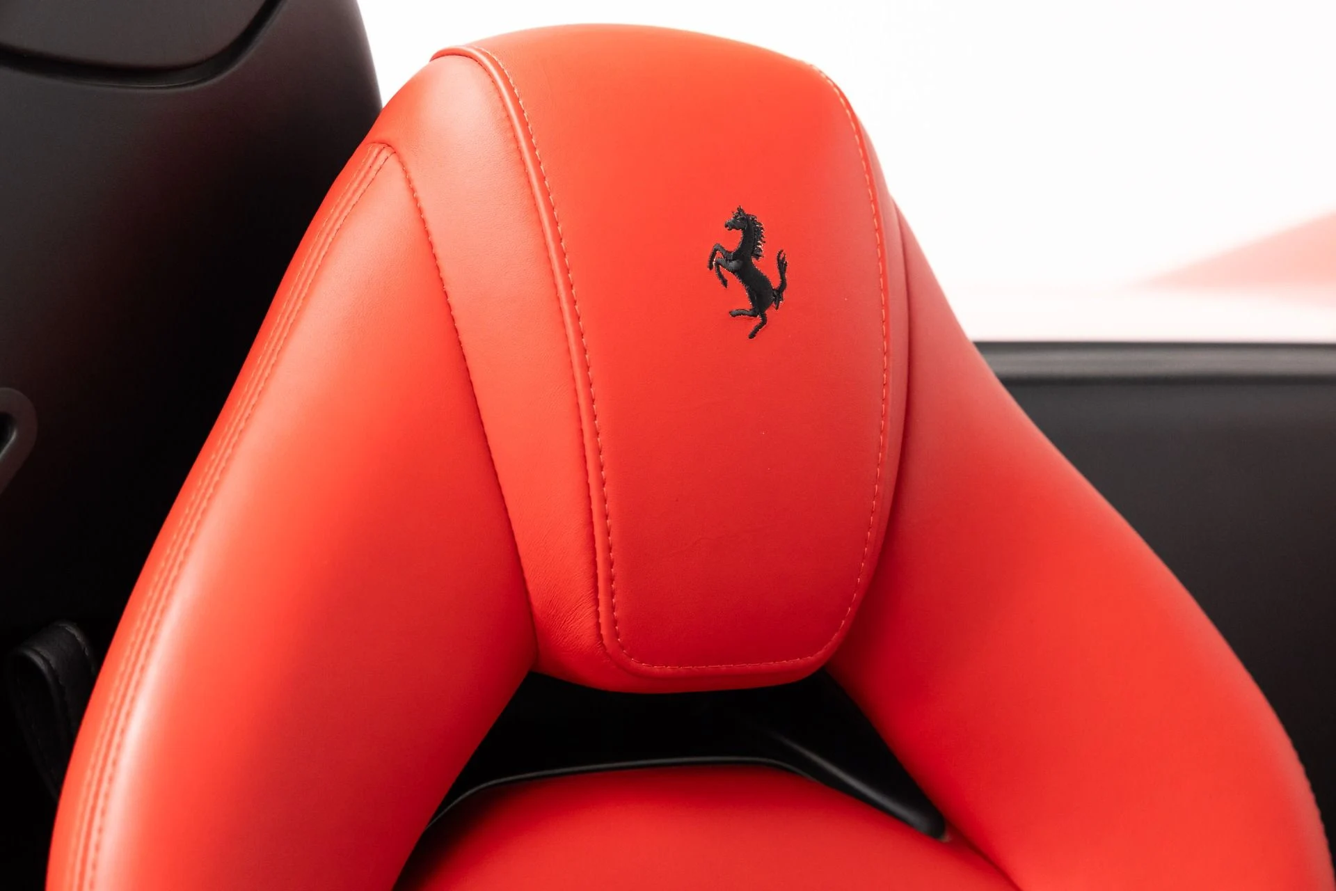 mph073_2713432055_Used_2017_Ferrari_488_Spider_1782928038_50f570048a