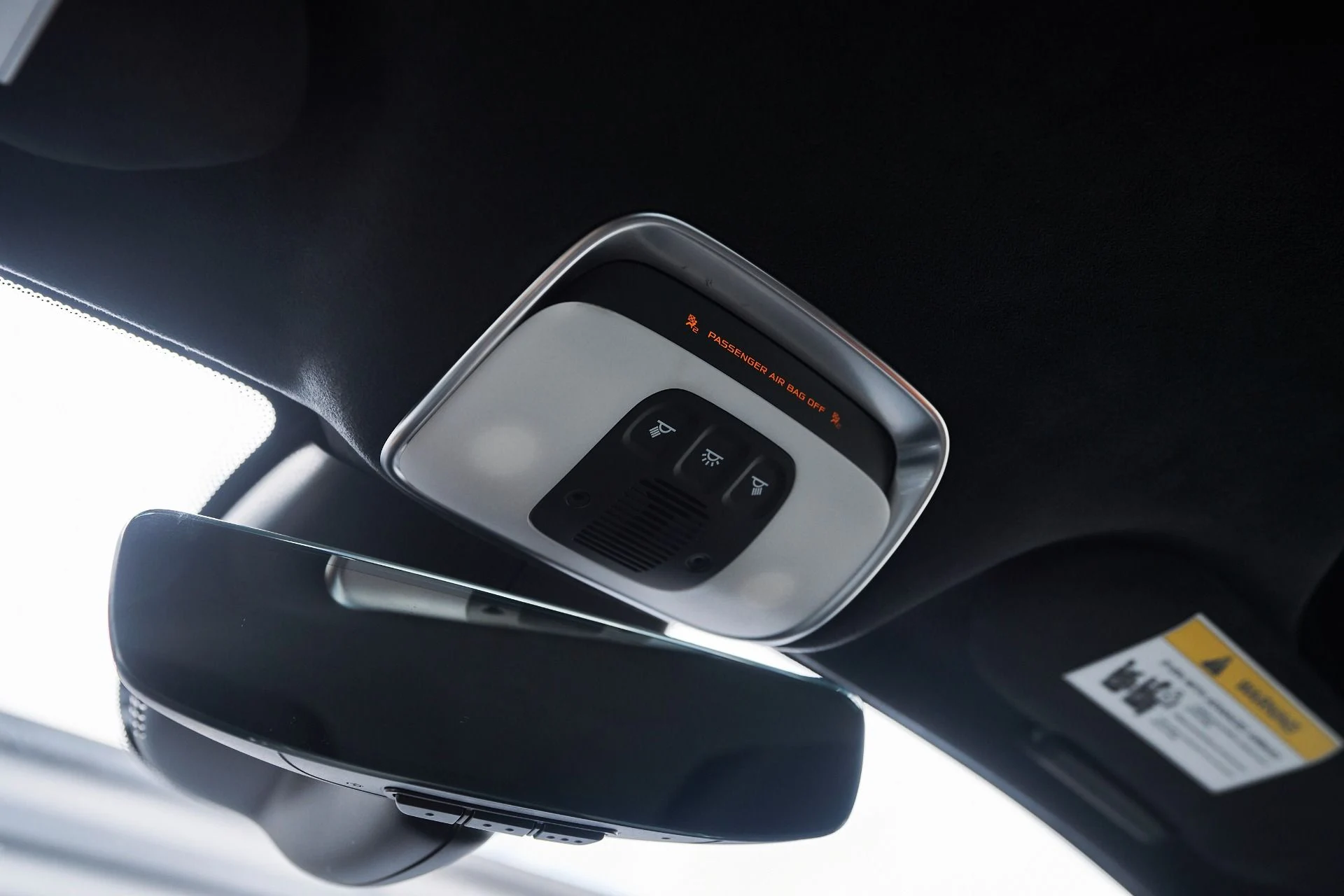 mph073_2741882275_Used_2024_Mc_Laren_750_S_1762992921_3035f43a6e