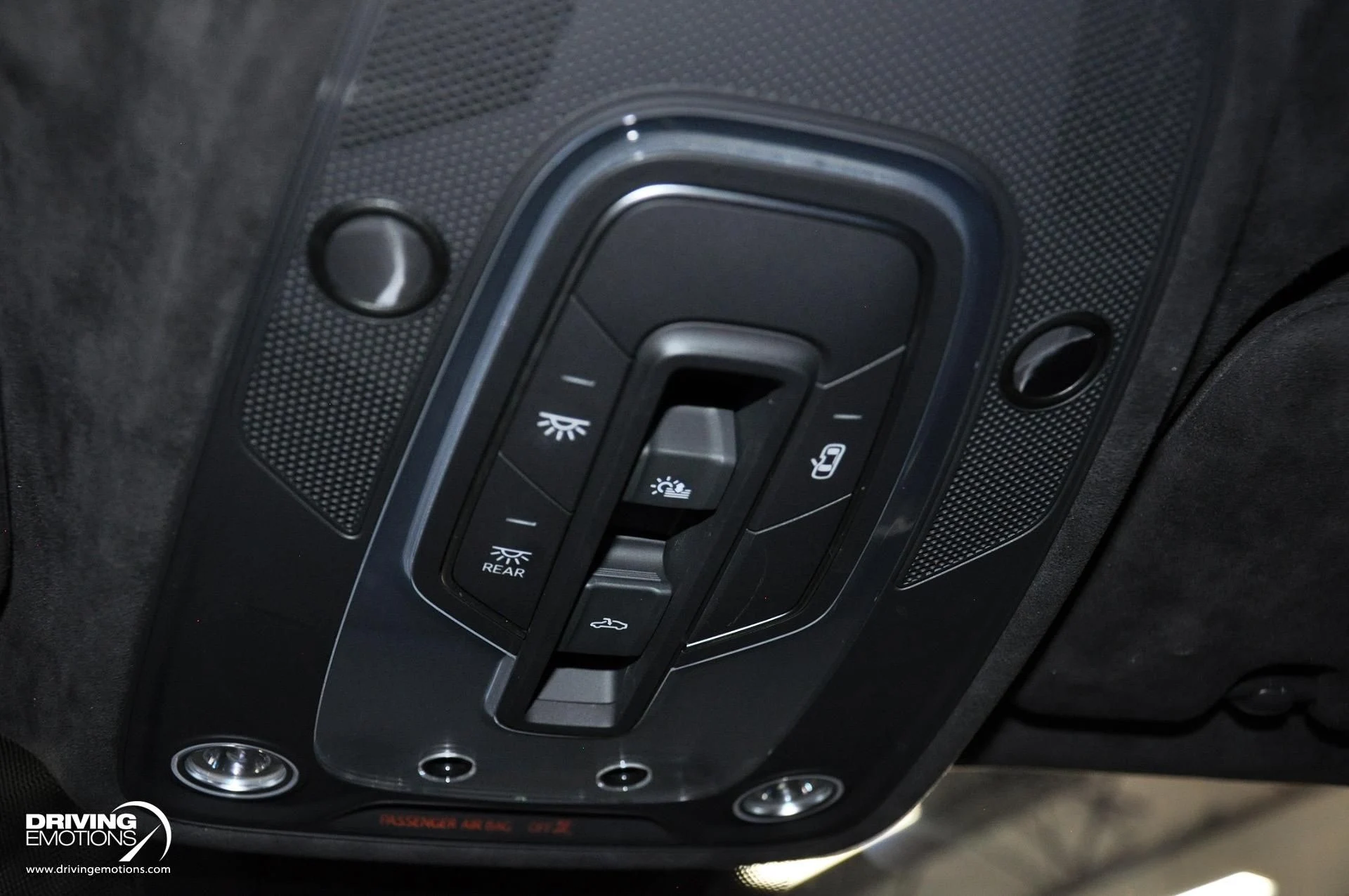 mph073_2823414760_801_p74_l_84e25dec62