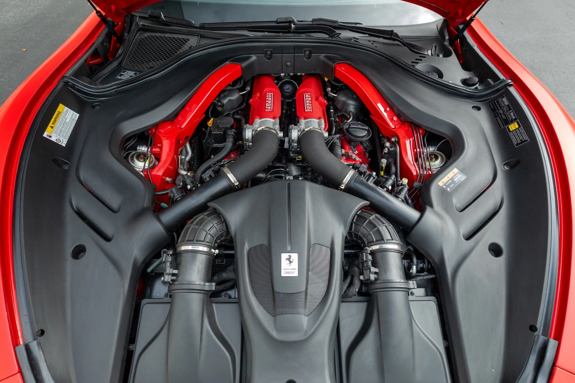 mph073_2866595661_Used_2023_Ferrari_Roma_1777005512_a6c2a32659