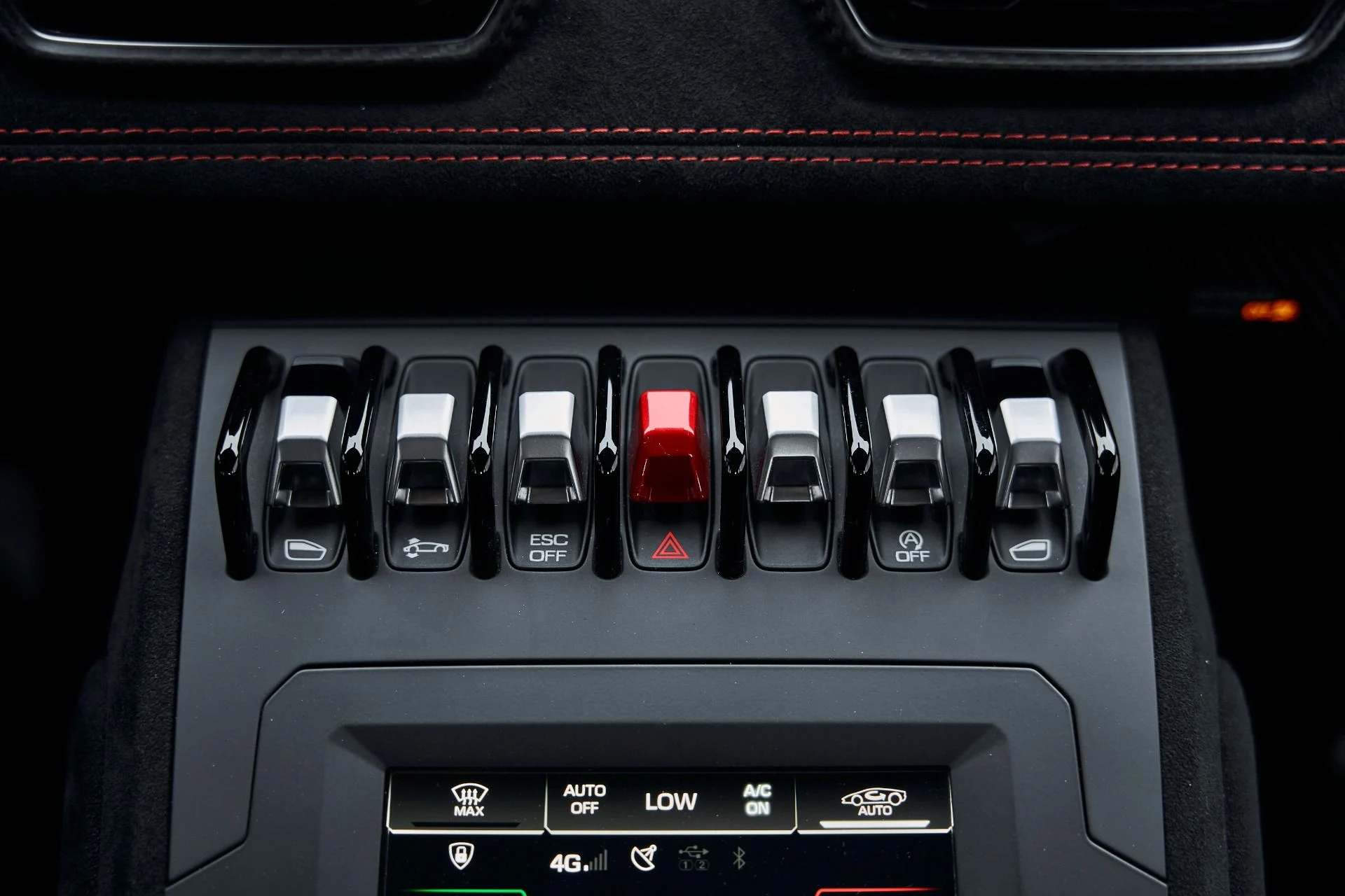 mph073_2887266389_Used_2022_Lamborghini_Huracan_STO_Base_1771294618_156212d4f6