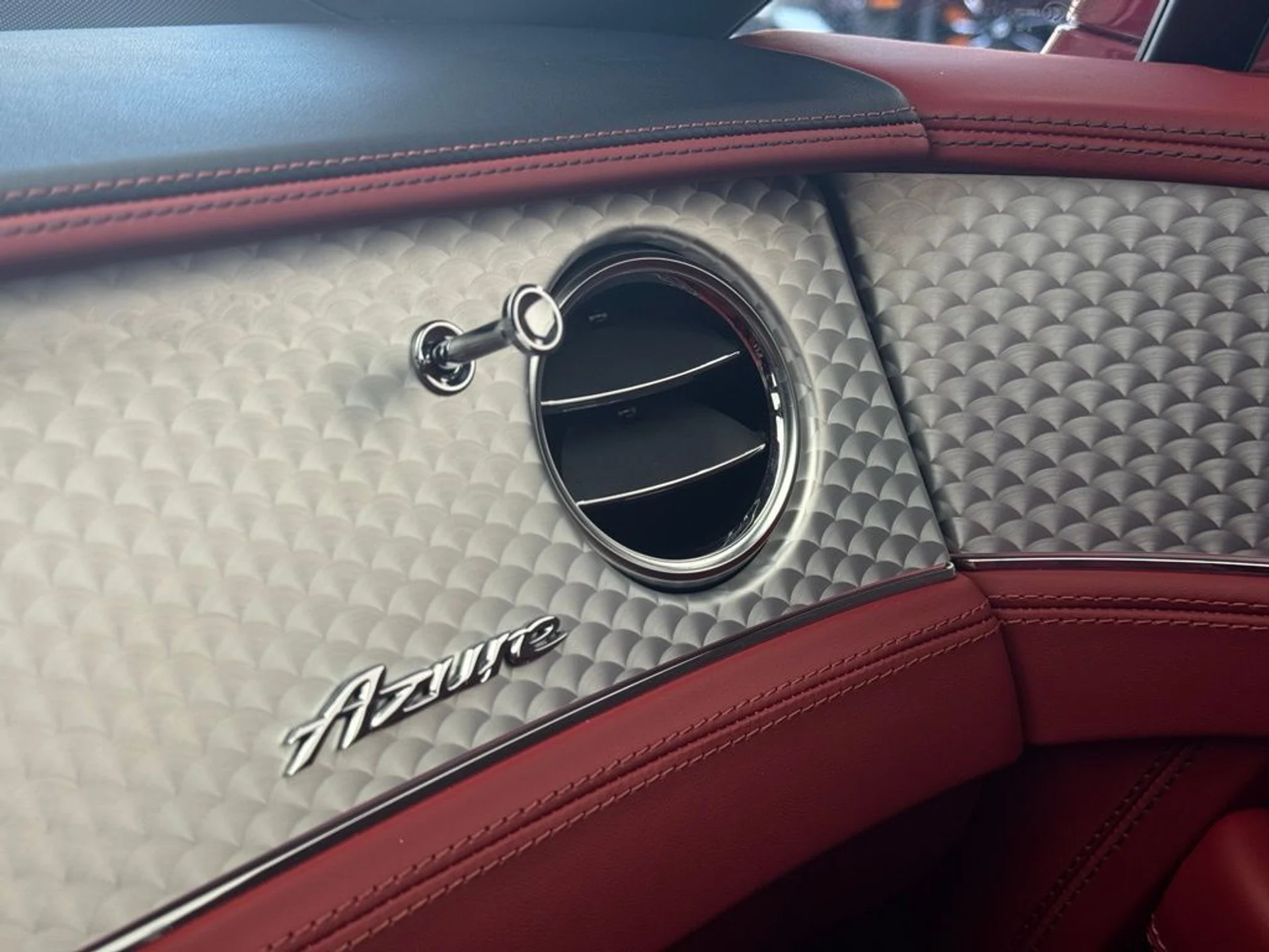 mph073_2932706895_223663x3q97ggy7r4gs8gywkj8z8_542983d14a