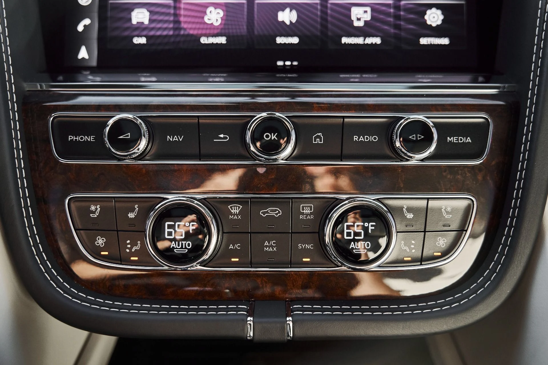 mph073_3048996272_Used_2023_Bentley_Bentayga_EWB_Azure_1773968916_c8a596c9a8