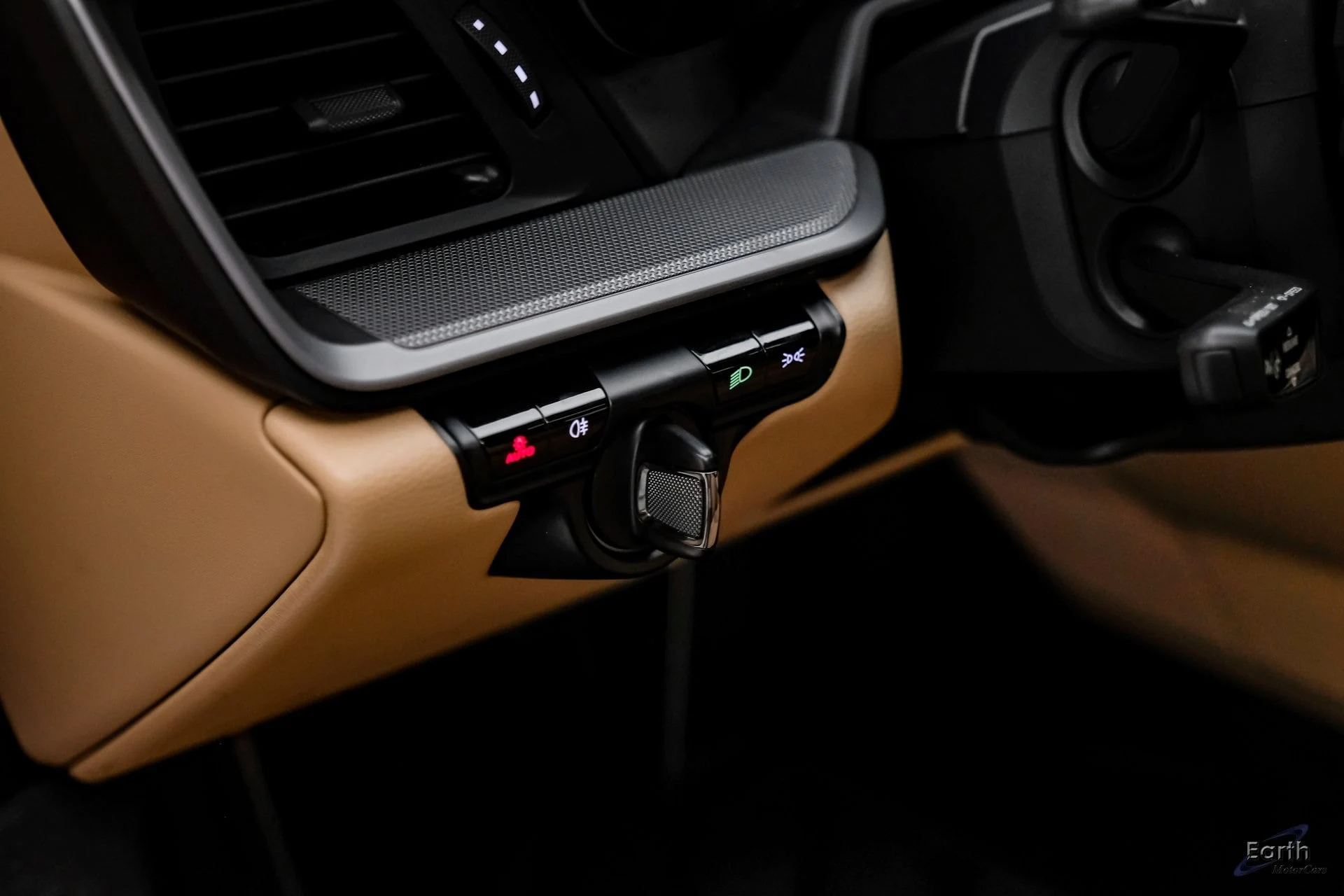 mph073_3081528860_5504ac708442ea4a7684509d516daba0x_abf3520d93