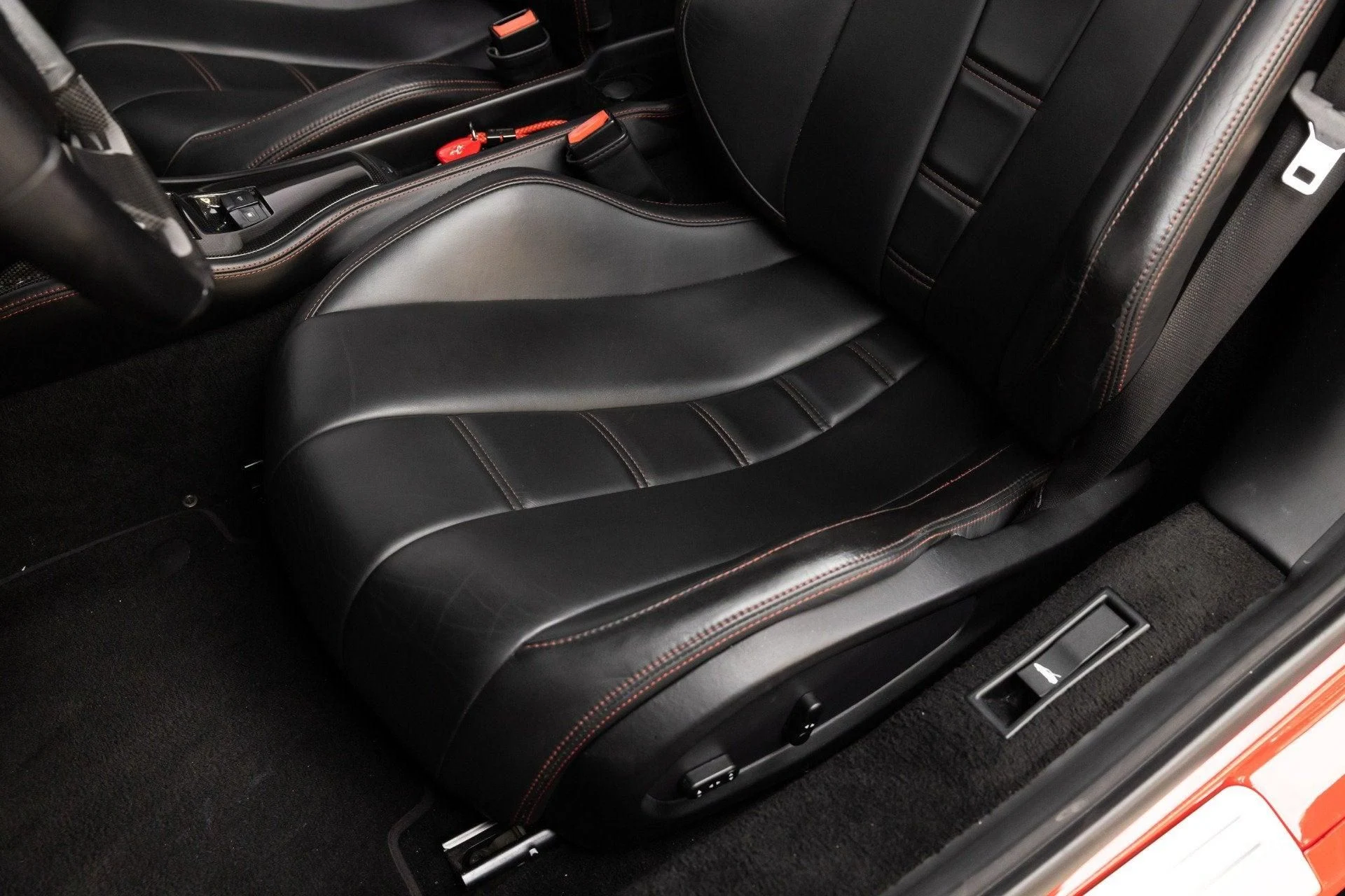 mph073_3087951447_Used_2014_Ferrari_458_Spider_1791985674_8675564d6a