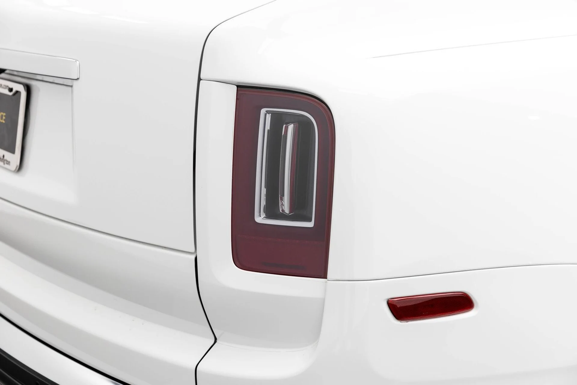 mph073_3105043865_74_552d386130