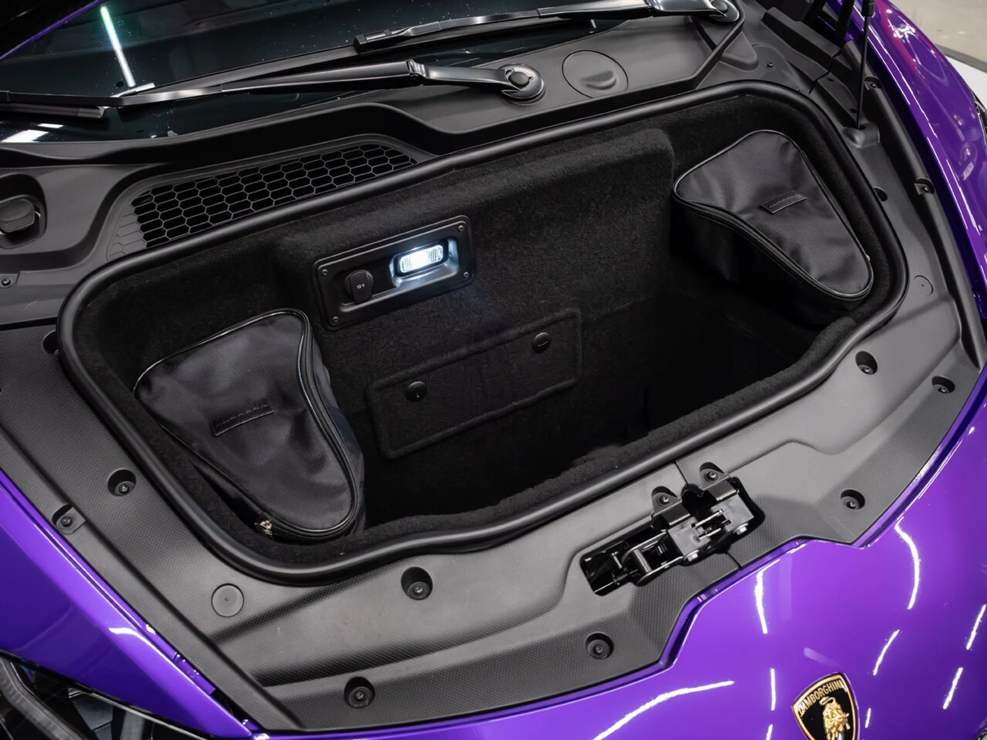 mph073_3249854467_lamborghini_huracan_tecnica_2023_969663e6e5