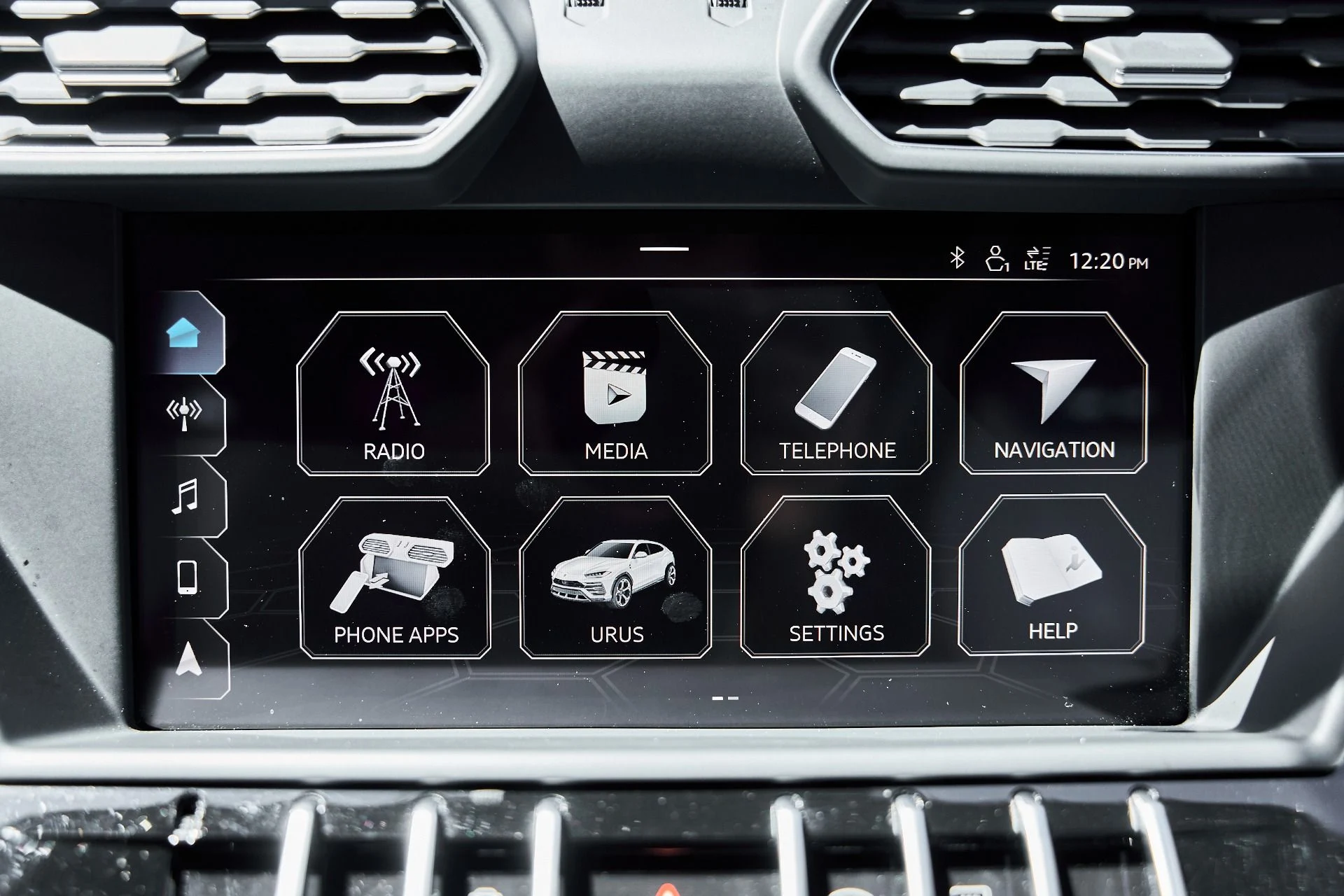 mph073_3275097469_Used_2019_Lamborghini_Urus_Base_1776301930_af0d141055