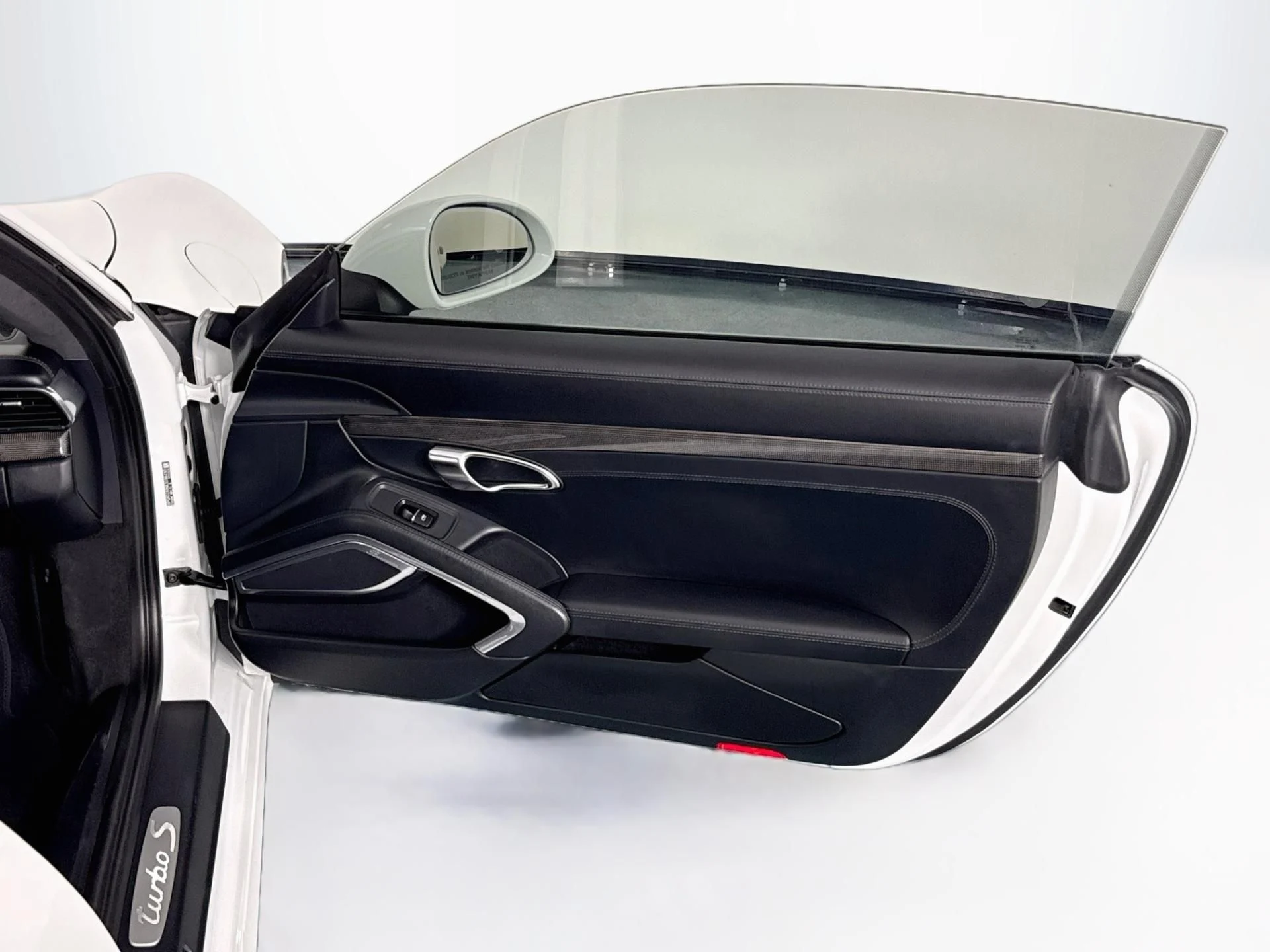 mph073_3313462596_Used_2014_Porsche_911_Turbo_S_1791570373_869cb81cfc