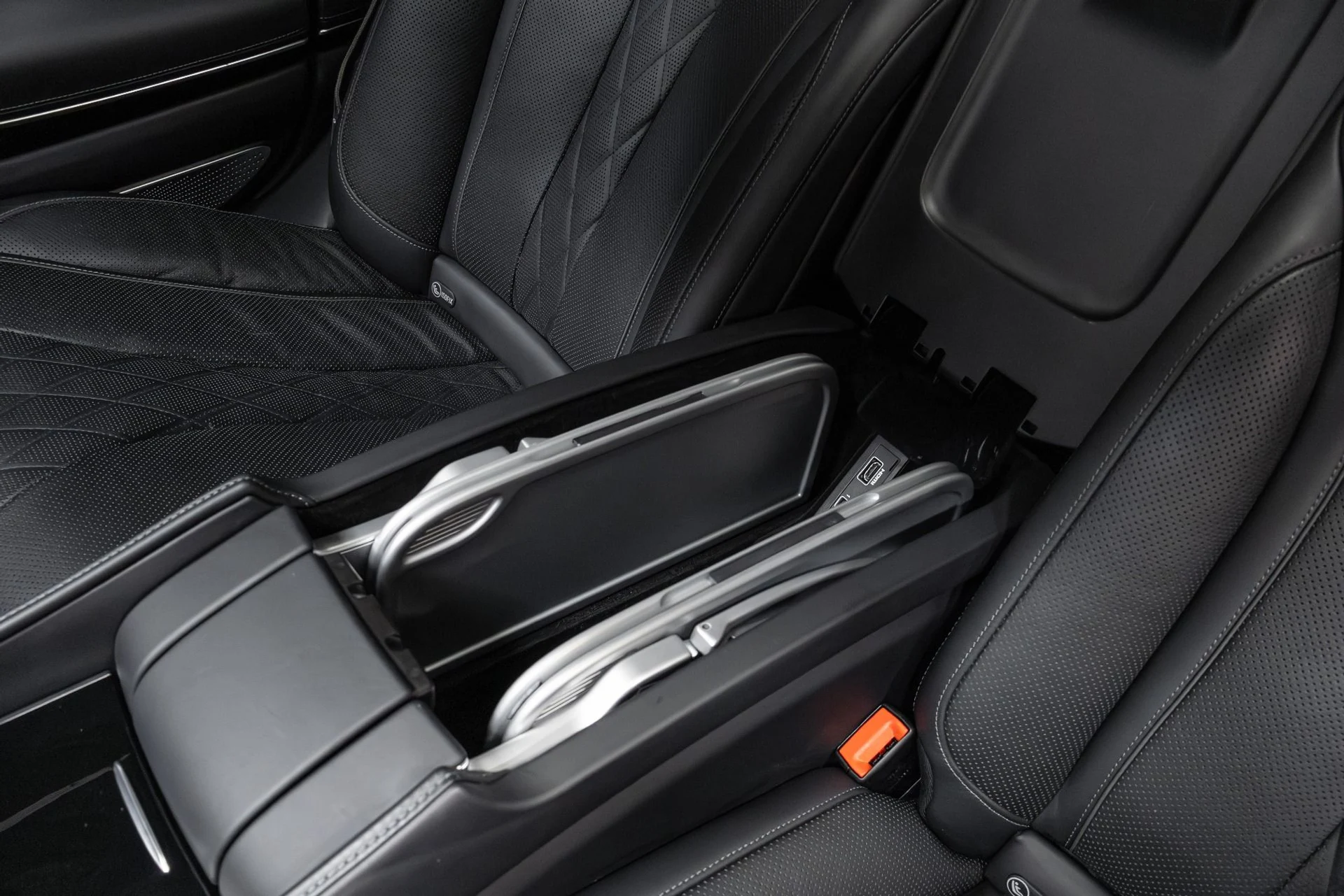 mph073_3329852616_Used_2019_Mercedes_Benz_S_Class_Maybach_S_650_1763220907_2c87a0ba88