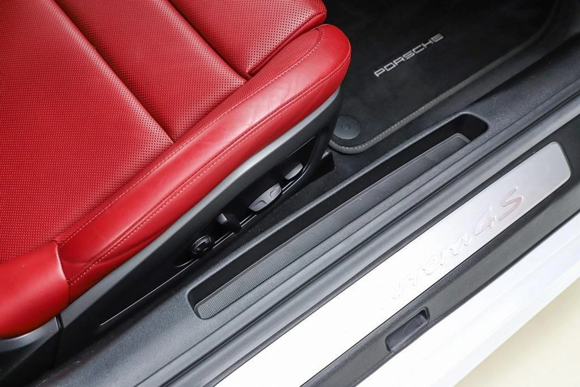 mph073_3491580310_2a_L_Vc9_ZB_47_G3_I78u_Er_Rwnyv_N_Cn_A_dd77c810fe