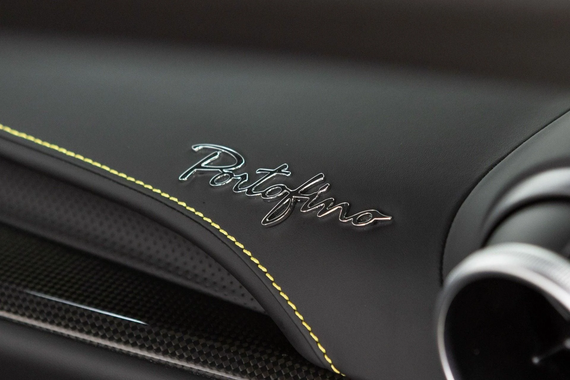 mph073_3538377557_Used_2020_Ferrari_Portofino_1777367950_f23a811d2d