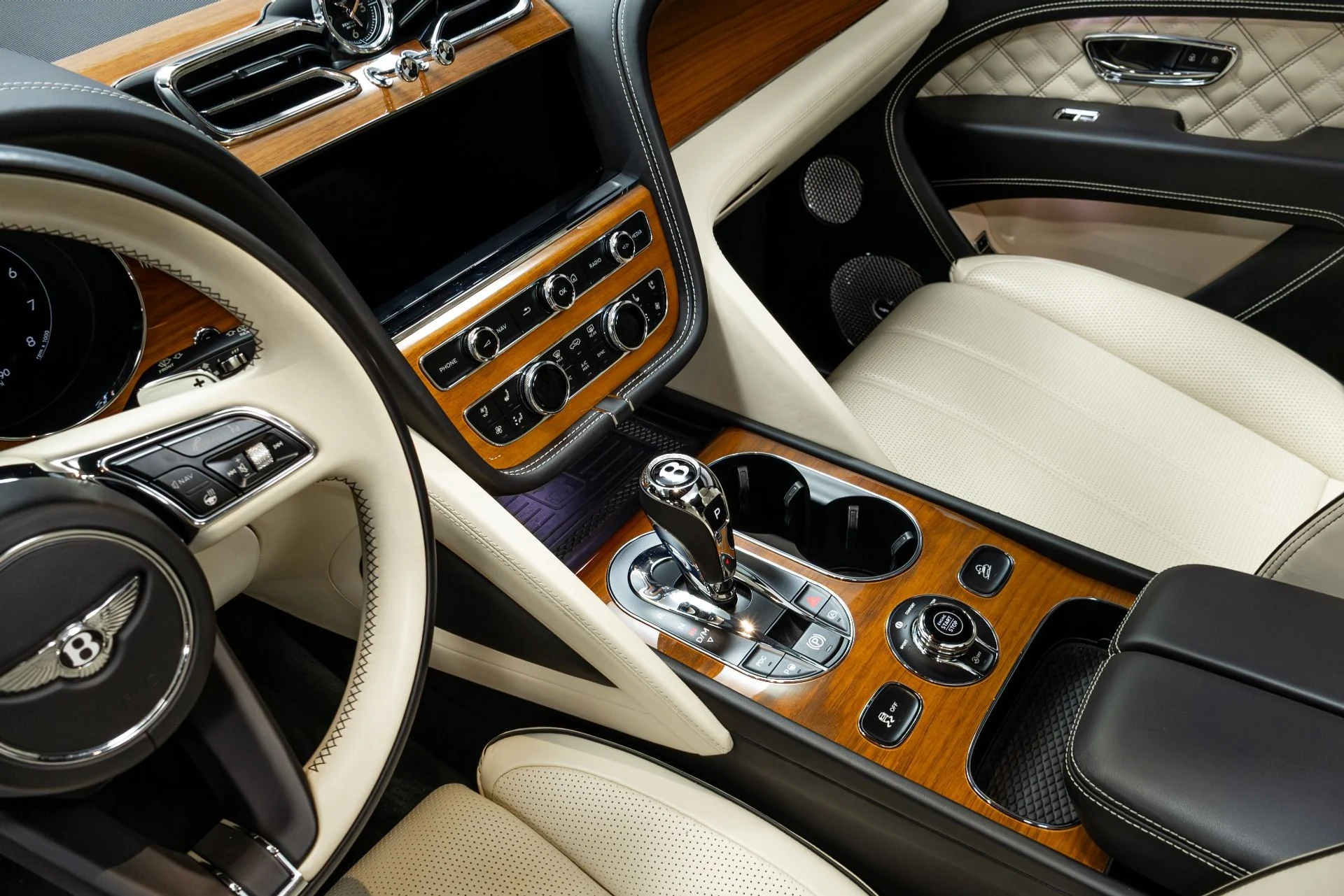 mph073_3548890573_Used_2021_Bentley_Bentayga_V8_First_Edition_1776782316_f6d148ff45