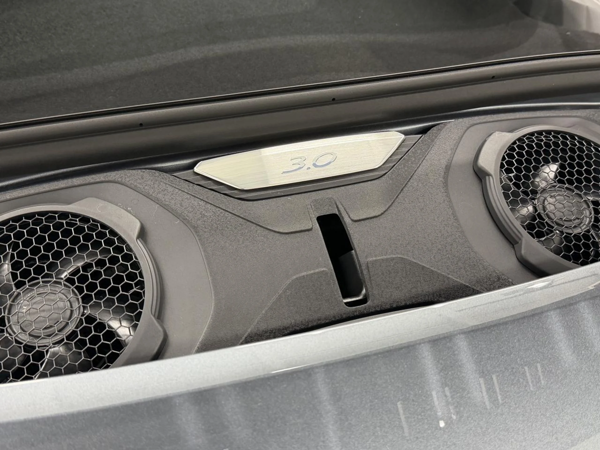 mph073_3662904616_abd19621f85aff773dd8d0020e2e0f0c_9fbcb60bfc