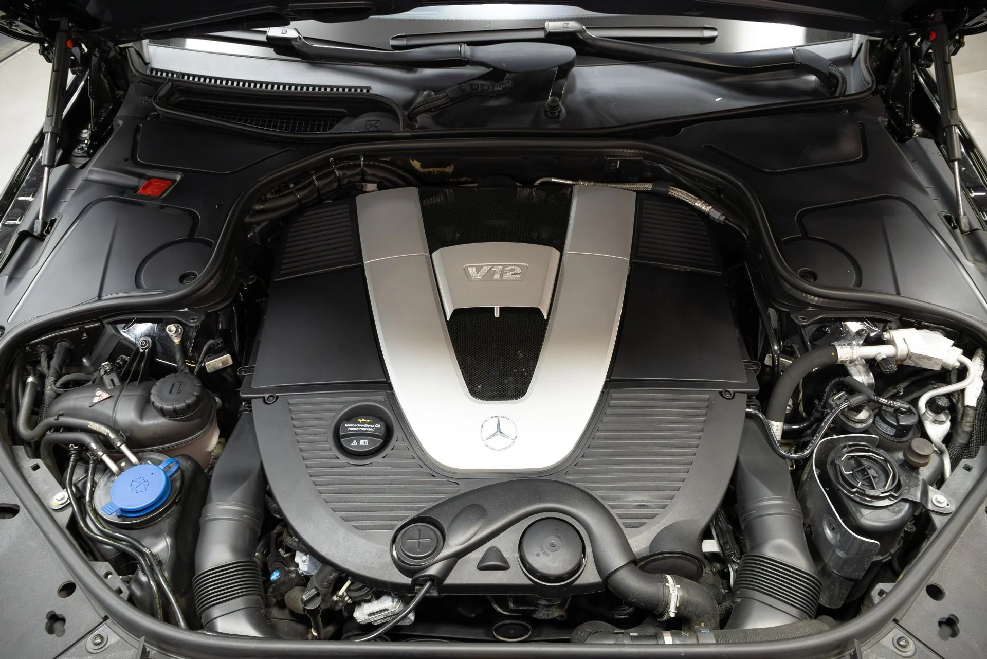 mph073_3671429145_Used_2019_Mercedes_Benz_S_Class_Maybach_S_650_1760740890_b9a78358e7
