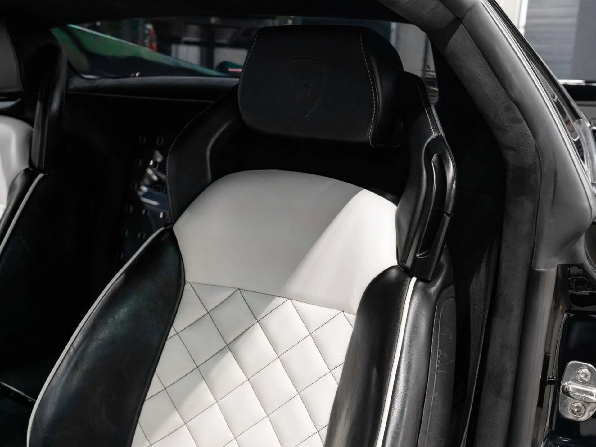 mph073_3687601010_lamborghini_gallardo_2007_dd7c2fa4c9