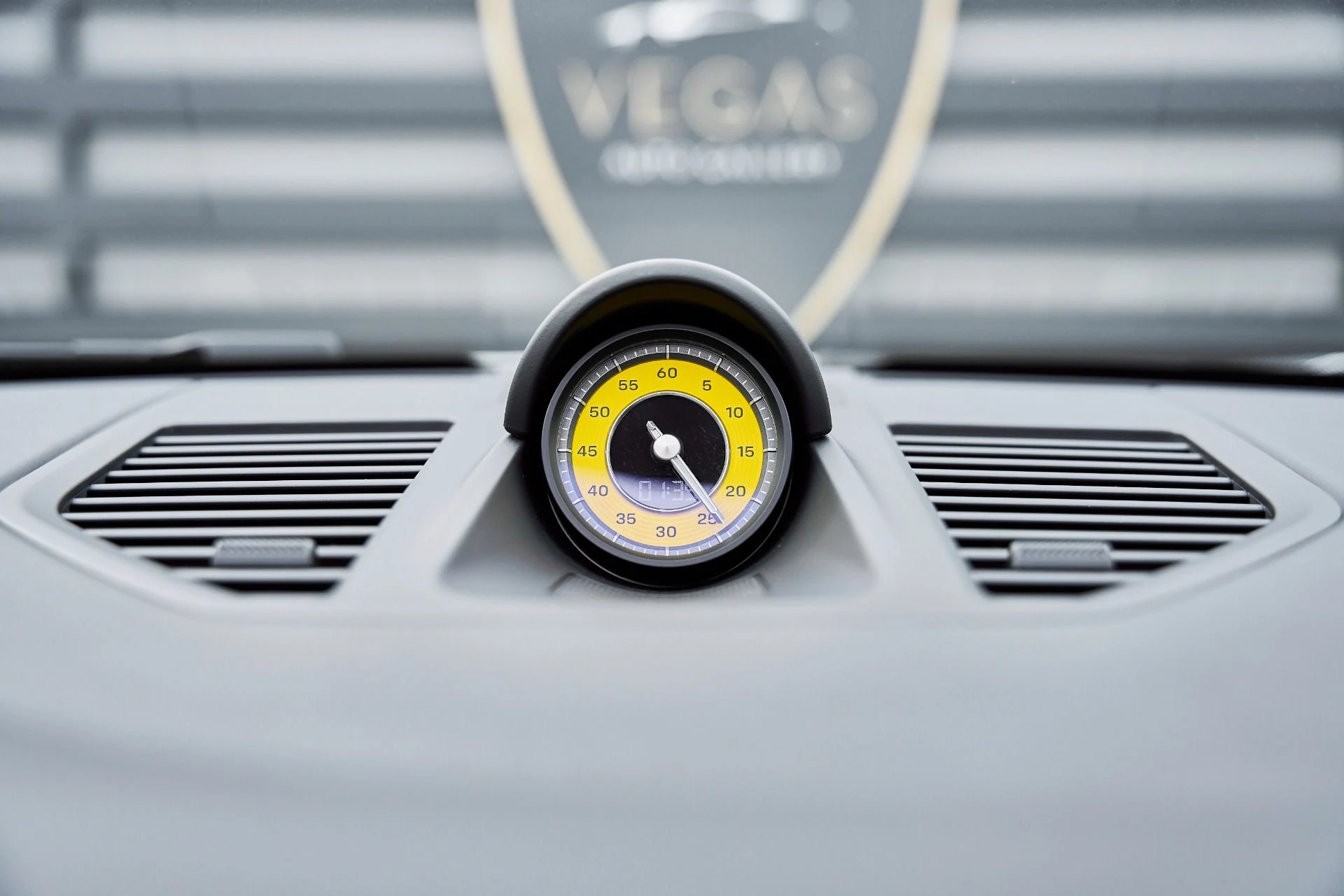 mph073_3855991128_Used_2025_Porsche_911_Turbo_S_1770776389_fdd7f8199e