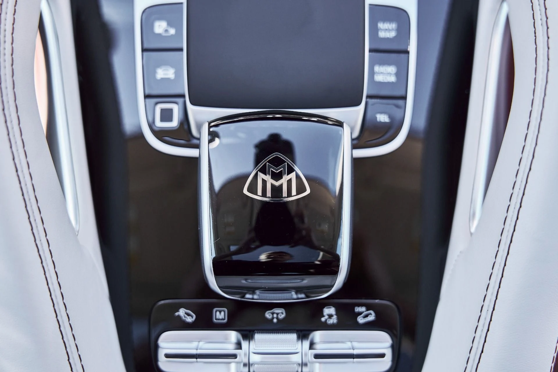 mph073_4000547993_Used_2026_Mercedes_Benz_GLS_Maybach_GLS_600_1777074176_9ec839321b