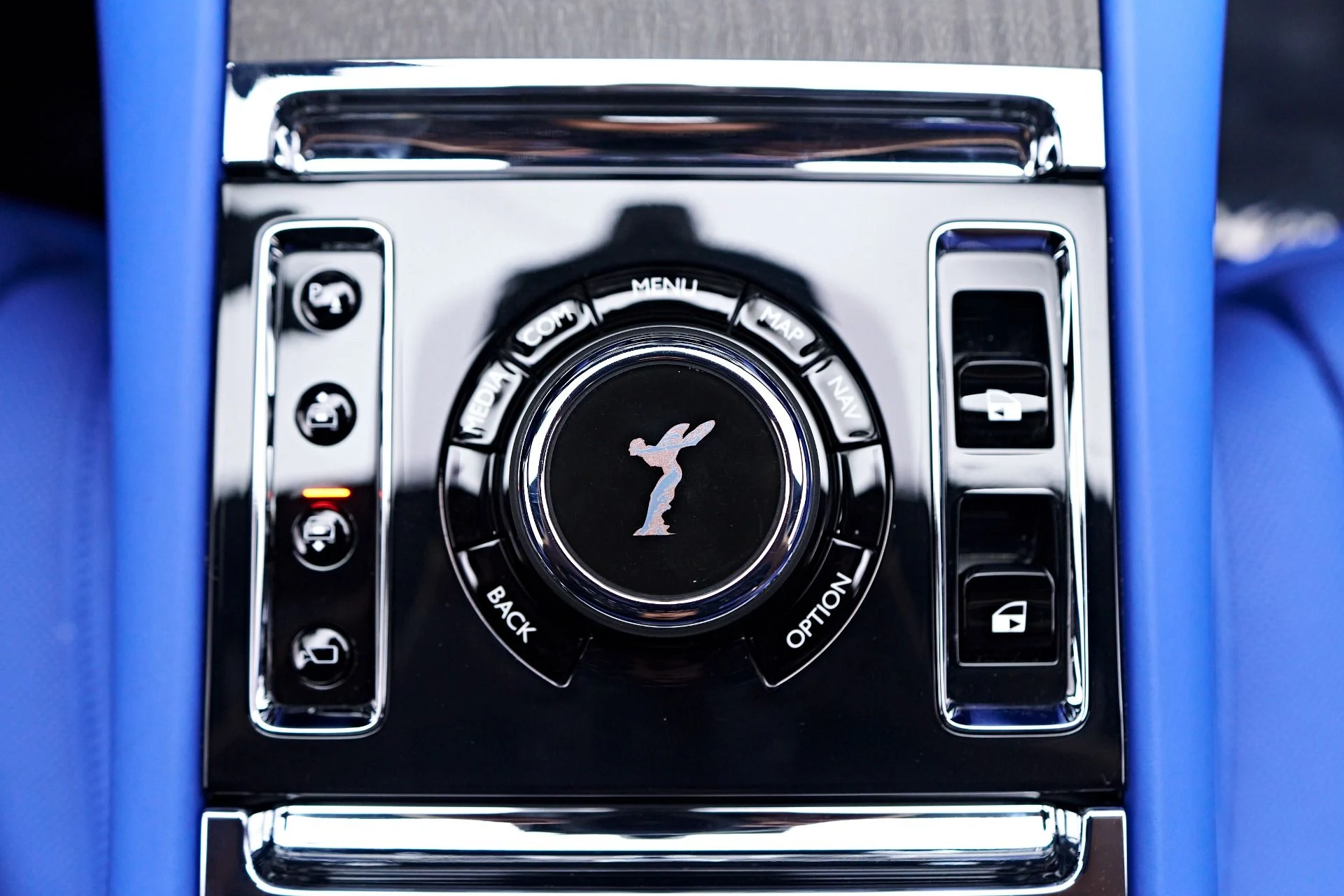 mph073_4000943240_Used_2024_Rolls_Royce_Ghost_Base_1757190866_0359506f06