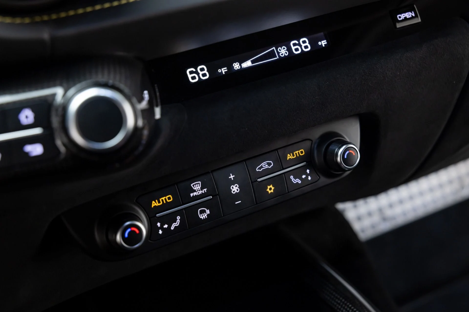 mph073_4045333076_13030_p74_l_82da51625b