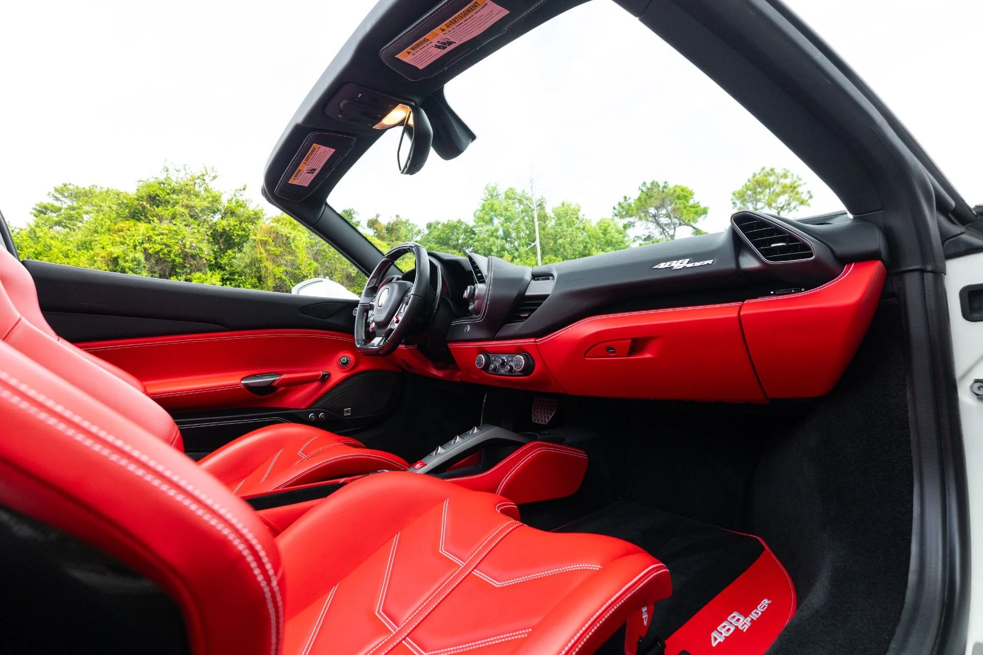 mph073_4056348359_Used_2018_Ferrari_488_Spider_1779900992_2a49d418fb