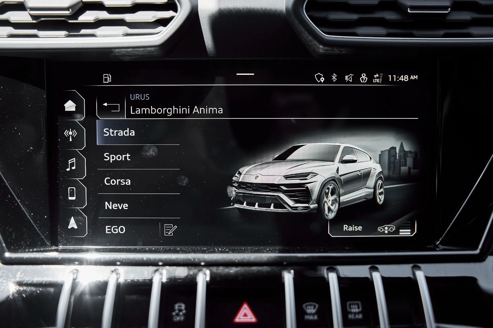 mph073_4107885285_Used_2022_Lamborghini_Urus_1778790458_df7f006bd9