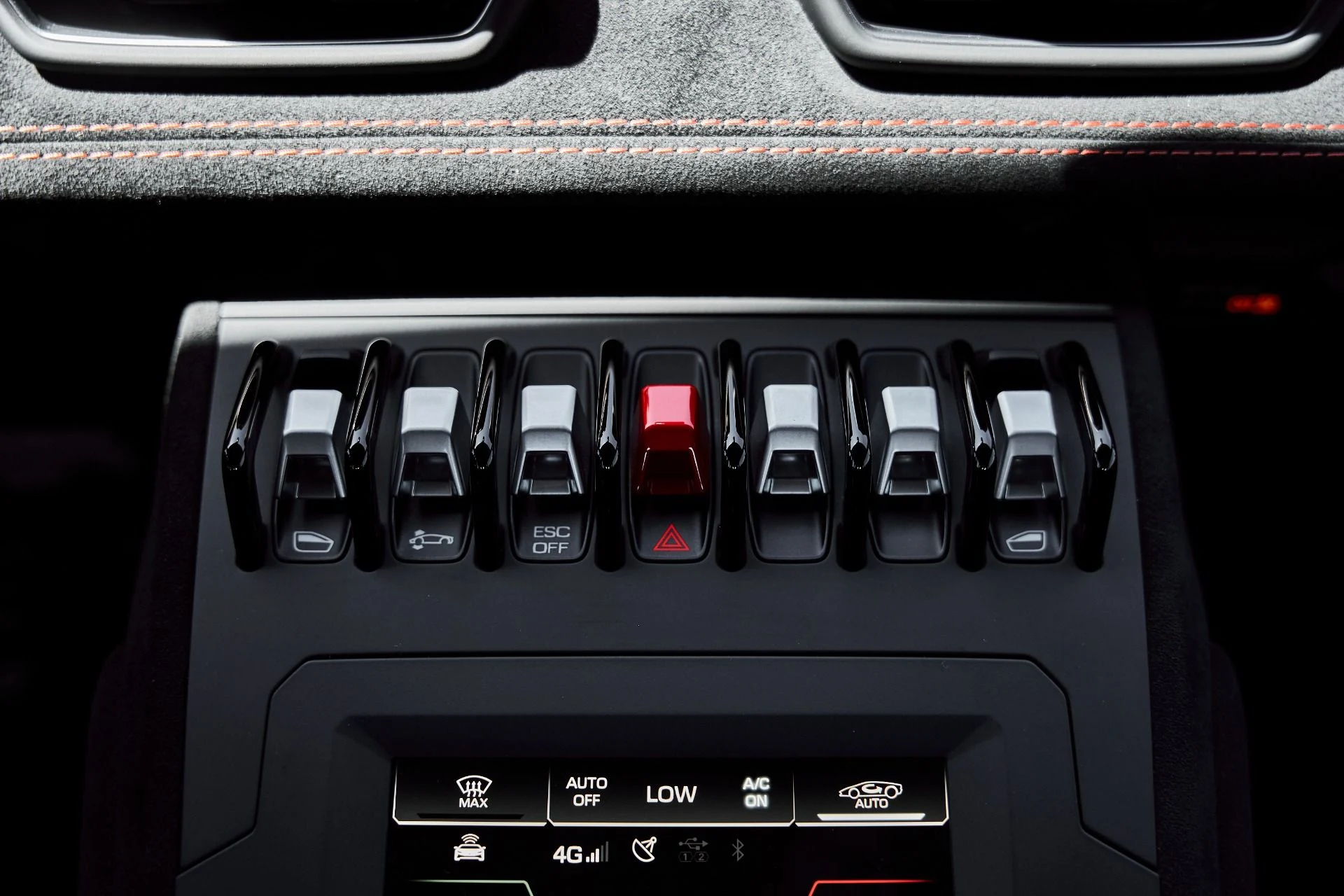 mph073_4123099059_Used_2024_Lamborghini_Huracan_STO_Base_1775782839_dbe9dab06c