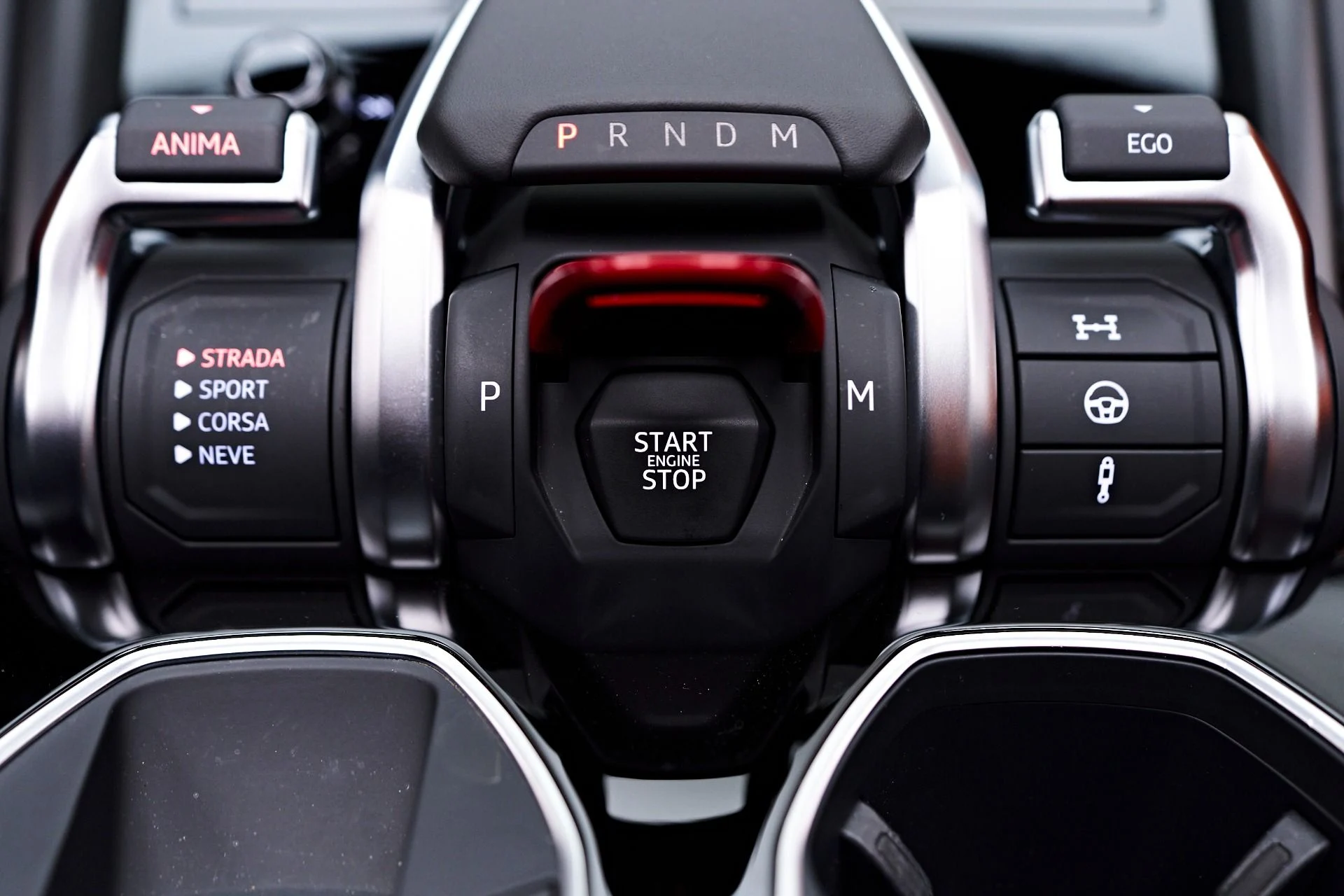 mph073_4146638720_Used_2023_Lamborghini_Urus_S_1747338722_ce3b46c327