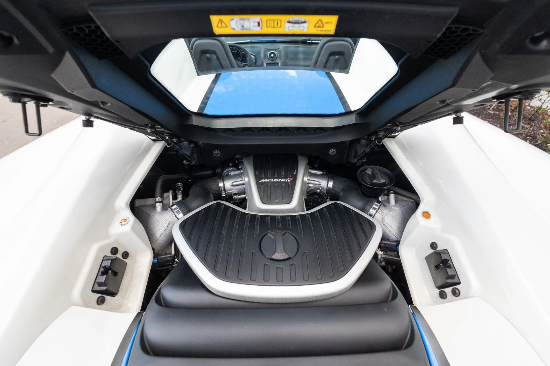 mph073_4207672735_Used_2013_Mc_Laren_MP_4_12_C_Spider_1779391397_33c6b59e0d