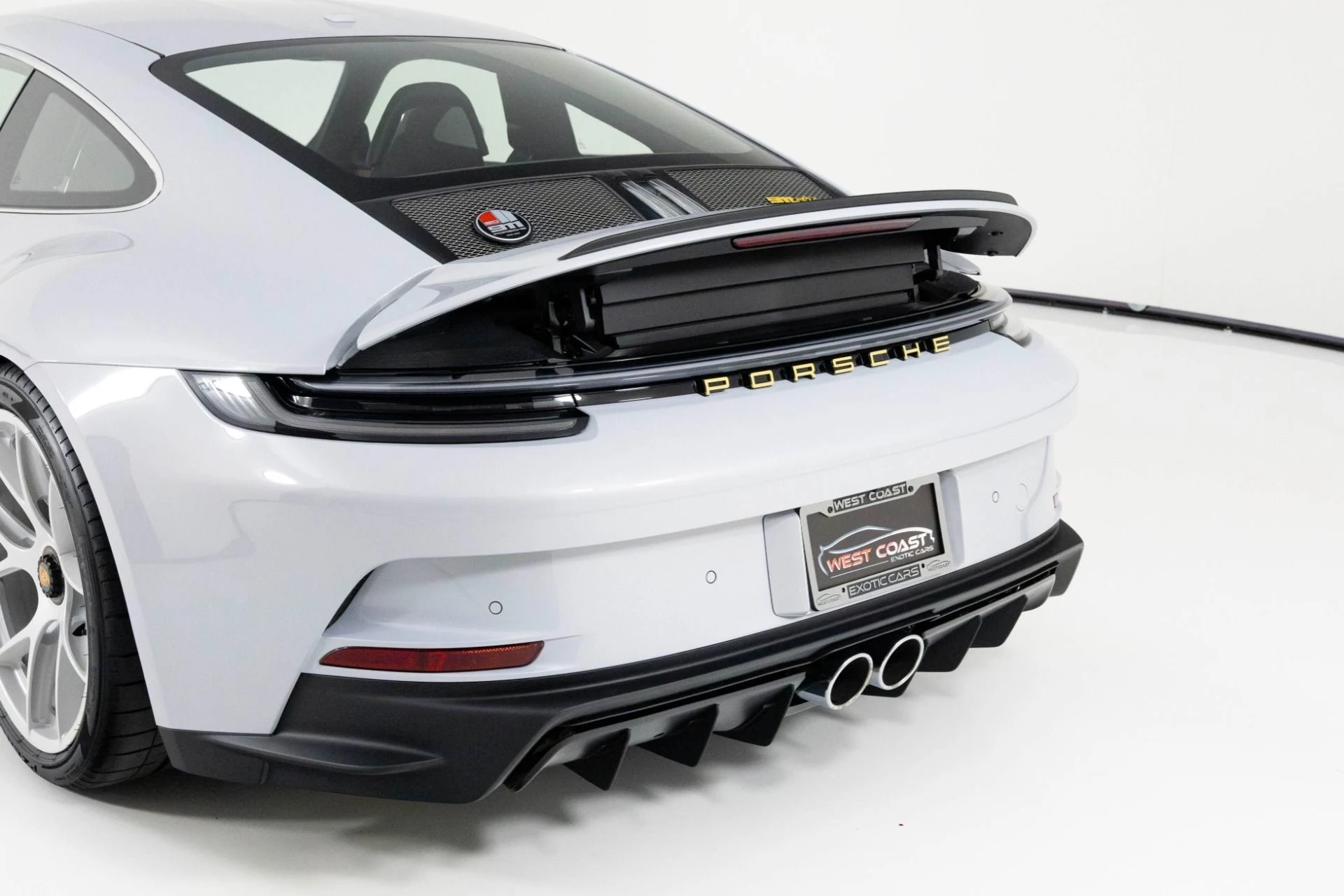 mph073_4268722502_Used_2024_Porsche_911_ST_1762299762_2eb9e1dde3