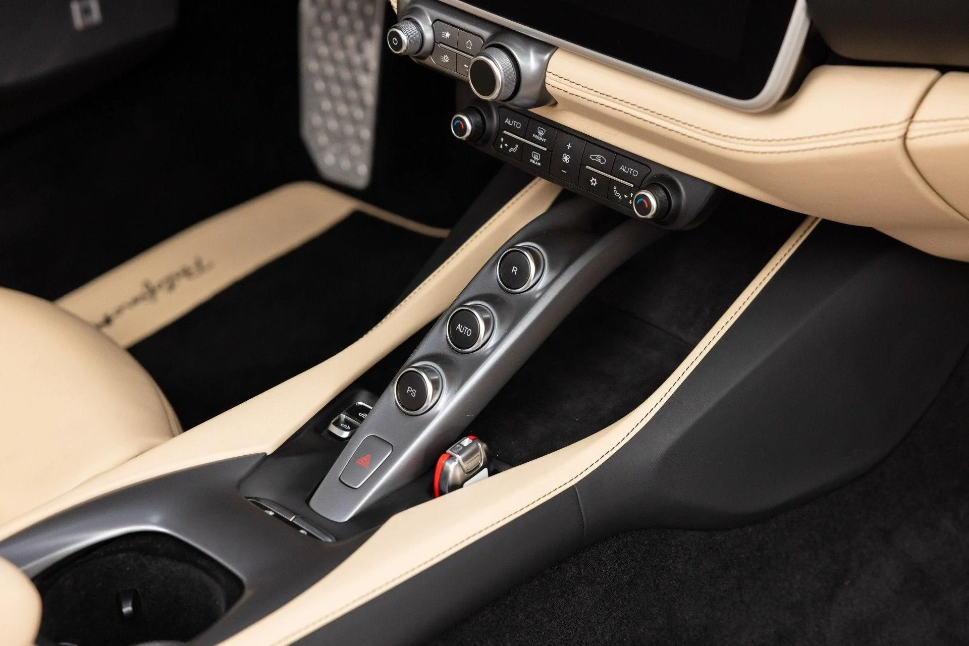 mph073_430002266_Used_2023_Ferrari_Portofino_M_1784803733_eab936a9f2