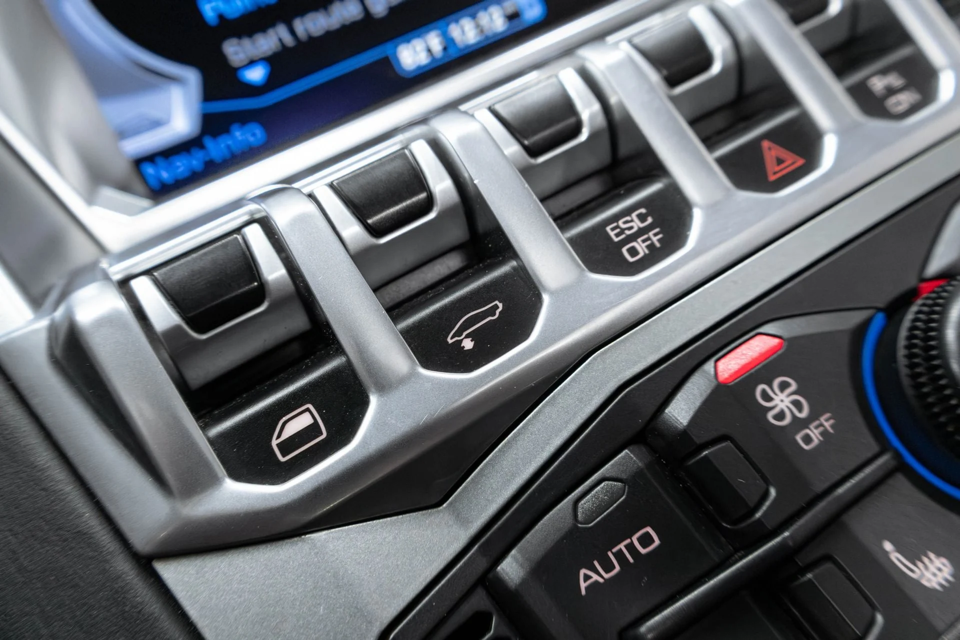mph073_486235263_Used_2015_Lamborghini_Aventador_LP_700_4_1780593182_b835d1034e