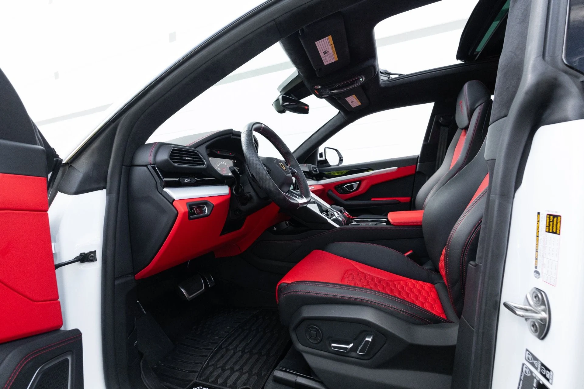 mph073_510503102_Used_2022_Lamborghini_Urus_1778780626_fada06c95b