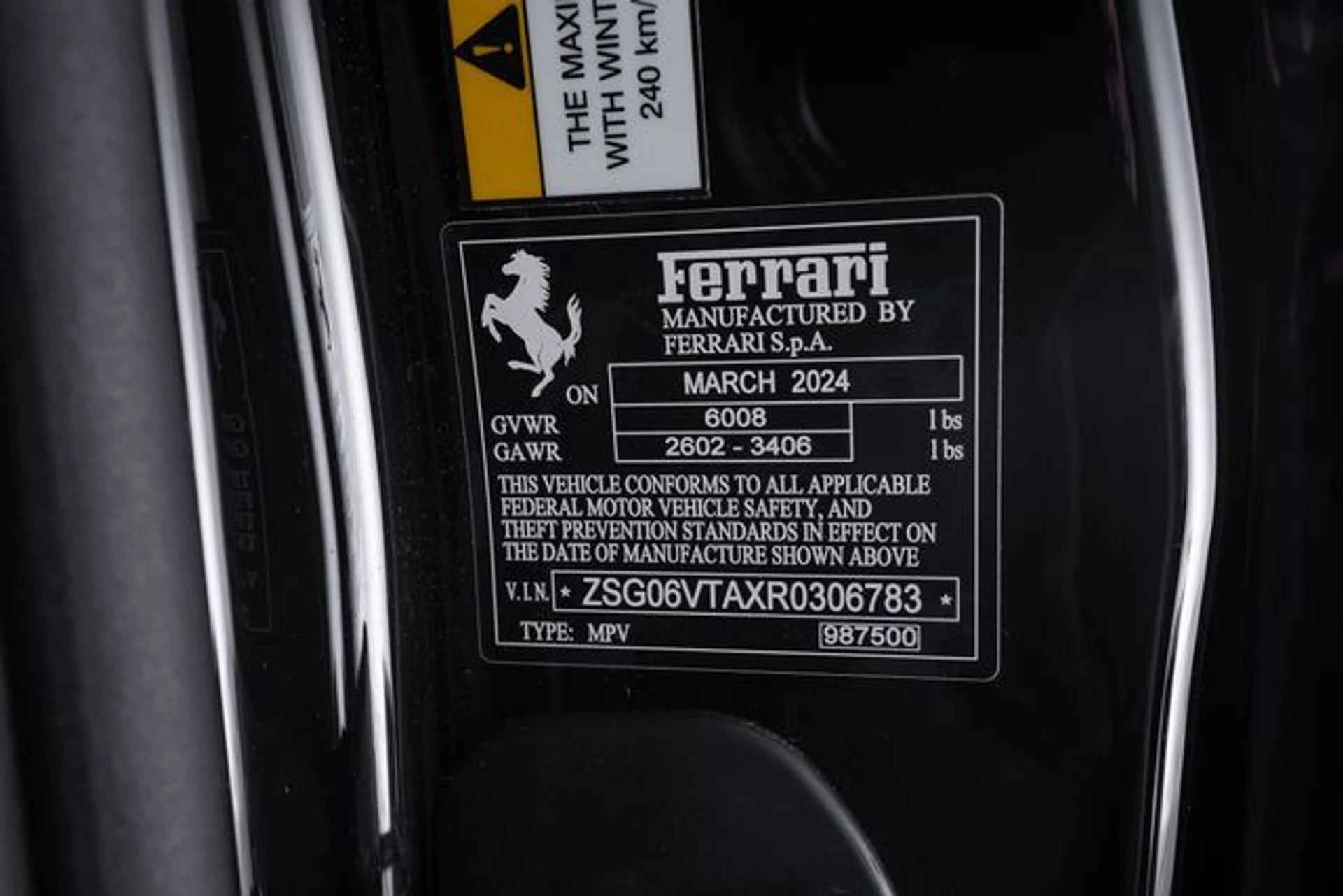 mph073_559744100_0252216aa1c17baa80f2c90b5aa00676x_79e931096e