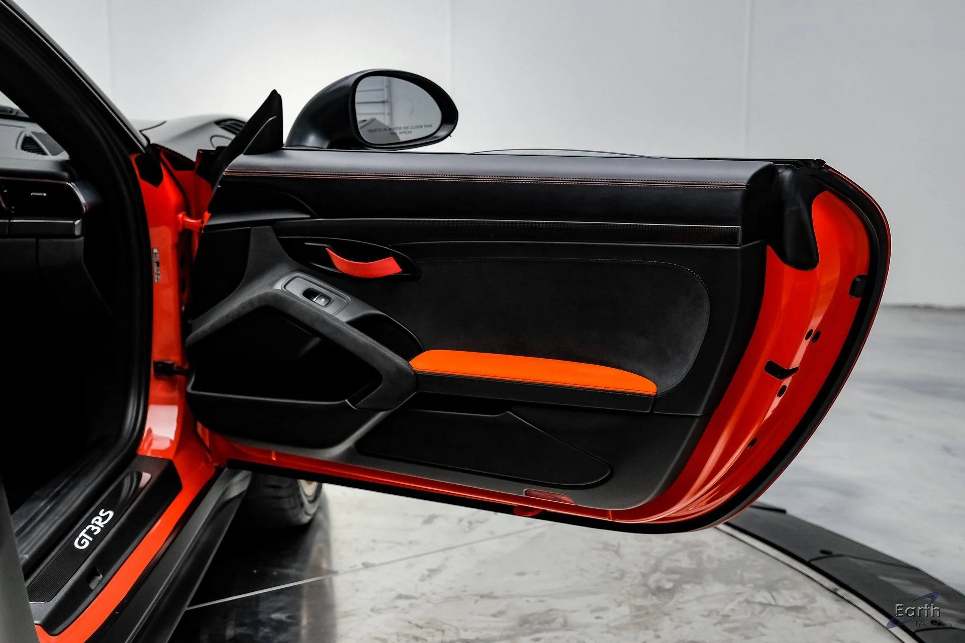 mph073_596172790_271c913d8bf6861a52954f98c347045fx_e342bd7c10