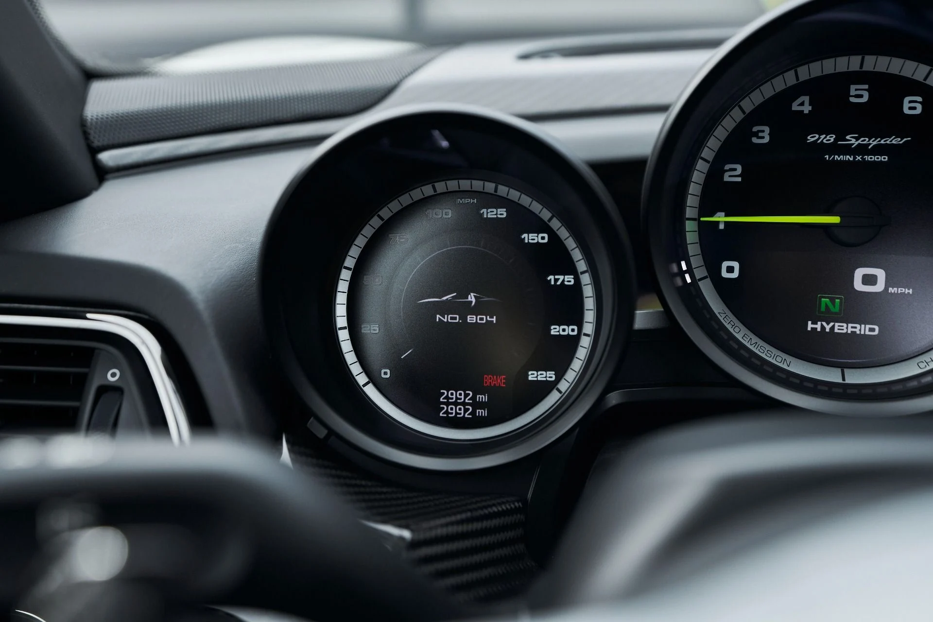 mph073_623118720_Used_2015_Porsche_918_Spyder_w_Weissach_Package_1764874366_289c00ed89
