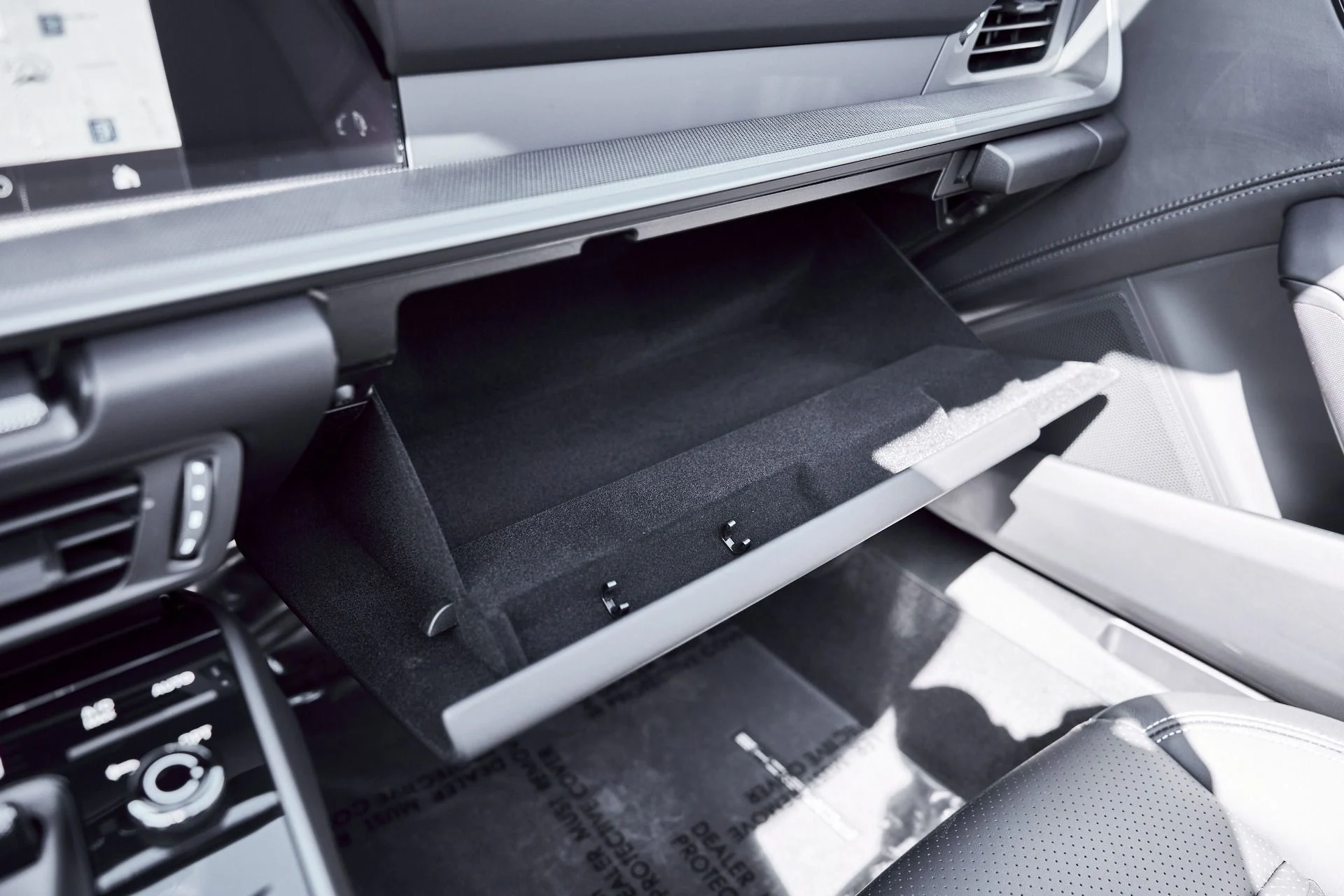 mph073_70858189_Used_2026_Porsche_911_Targa_4_S_1772843332_d5d49cf17b